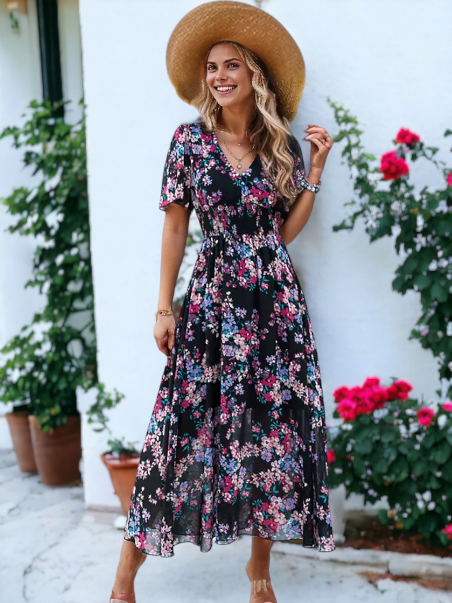Vestido maxi fruncido de manga corta con estampado floral
