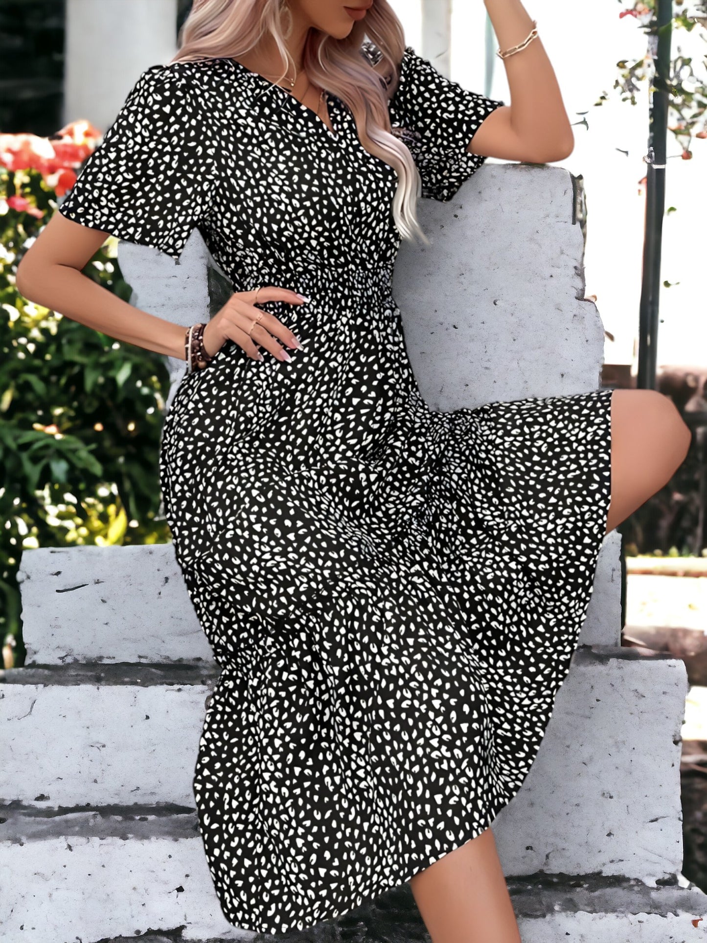 Leopard Printed Short Sleeve Smock Waist Midi Dress