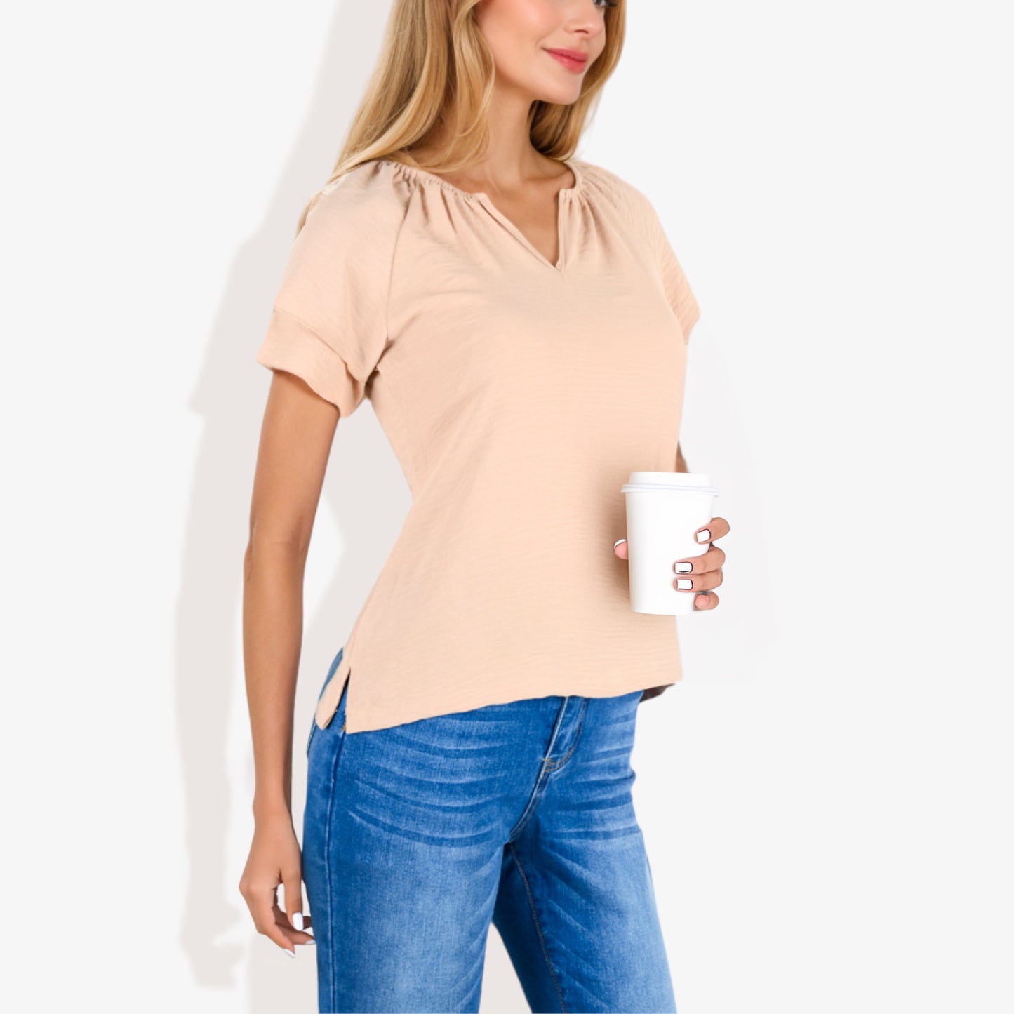 Blusa informal de mujer con escote en V y manga corta con fruncido