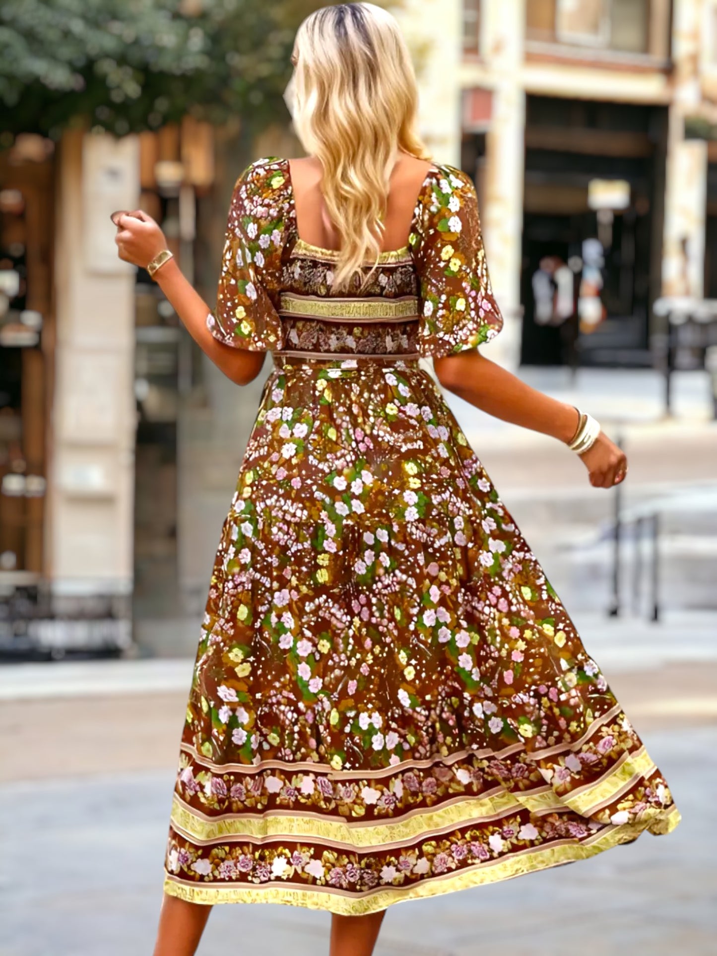 Vestido midi vintage con escote cuadrado