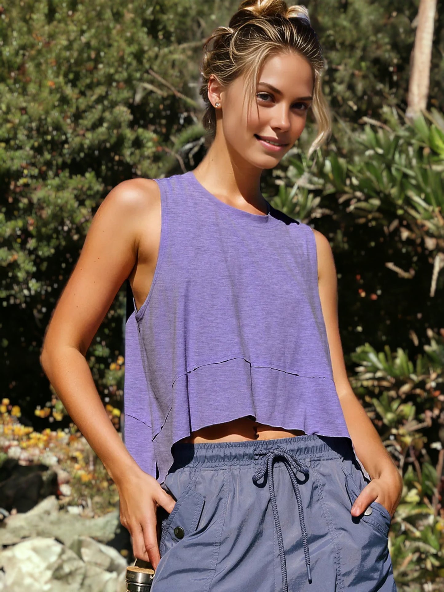 Relaxed Sleeveless Side Slit Workout Tank Top