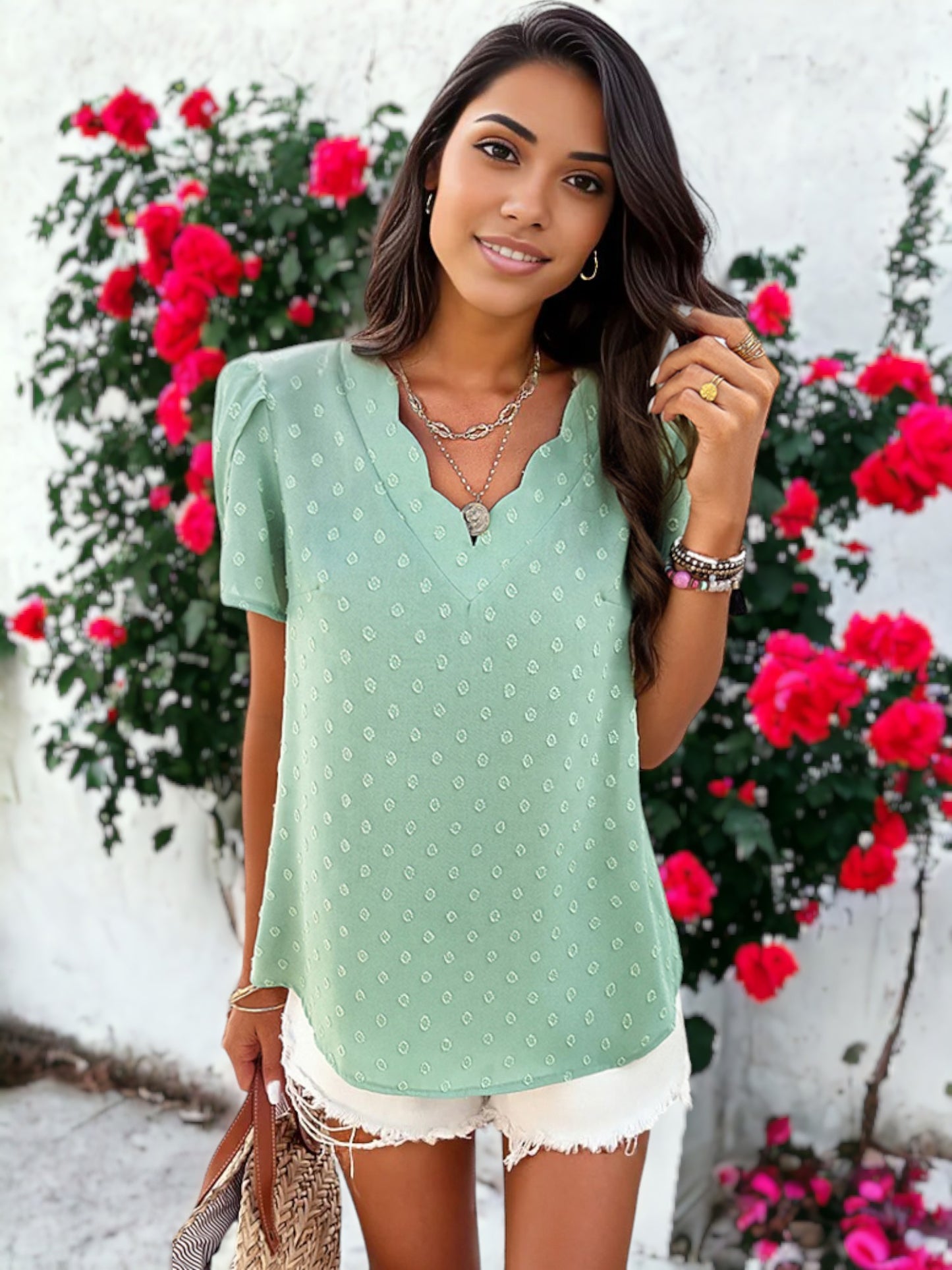 Blusa con escote en V y mangas de loto