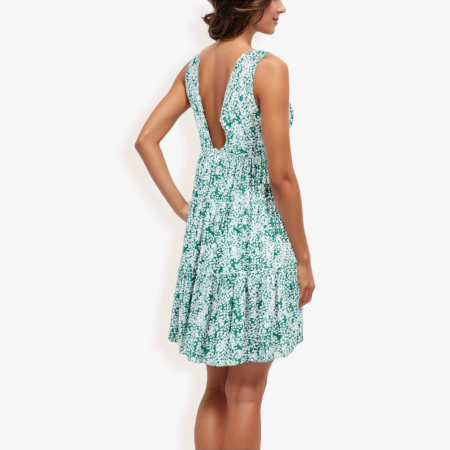 Vestido con espalda baja y estampado de hojas