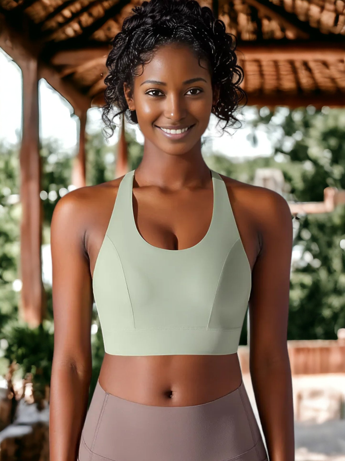 Sujetador deportivo sin costuras con escote en U y espalda cruzada