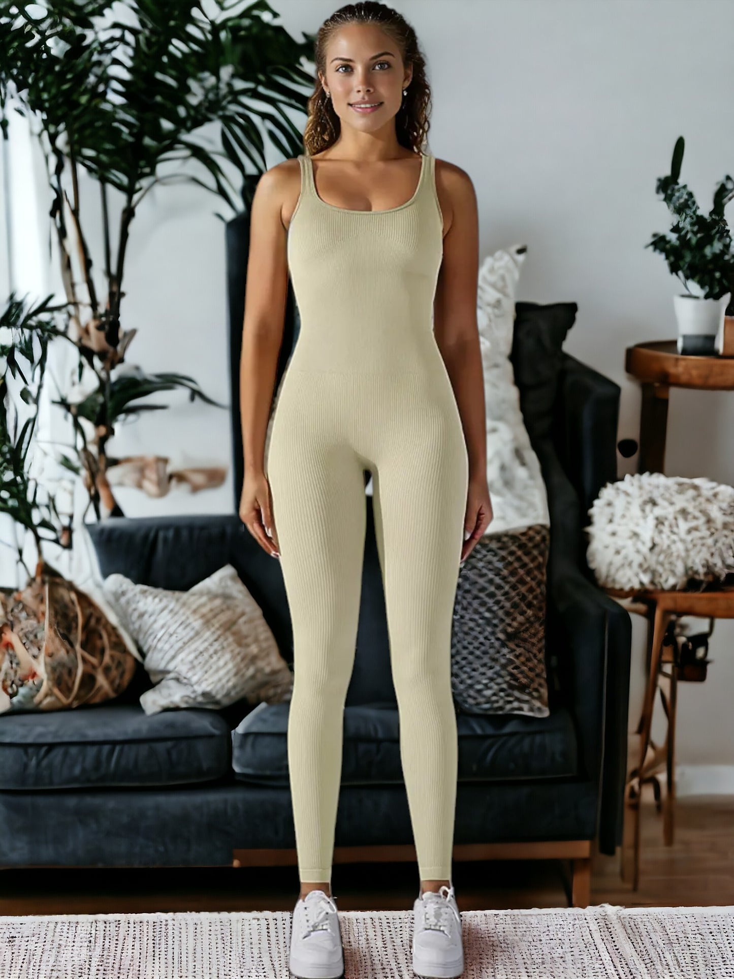 Mono deportivo de yoga de una pieza con cuello ajustado