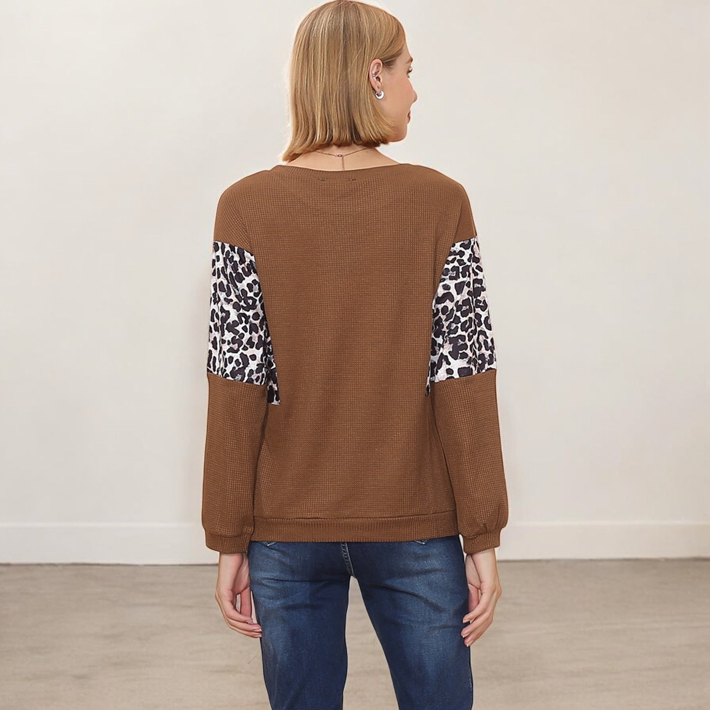 Anna-Kaci Women's Long Sleeve Sweatshirt with Leopard Print Sleeve Panels
