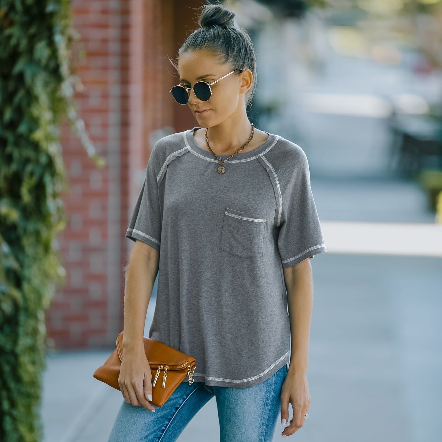 Summer Basic Round Neck Short Sleeve Chest Pocket T-shirt