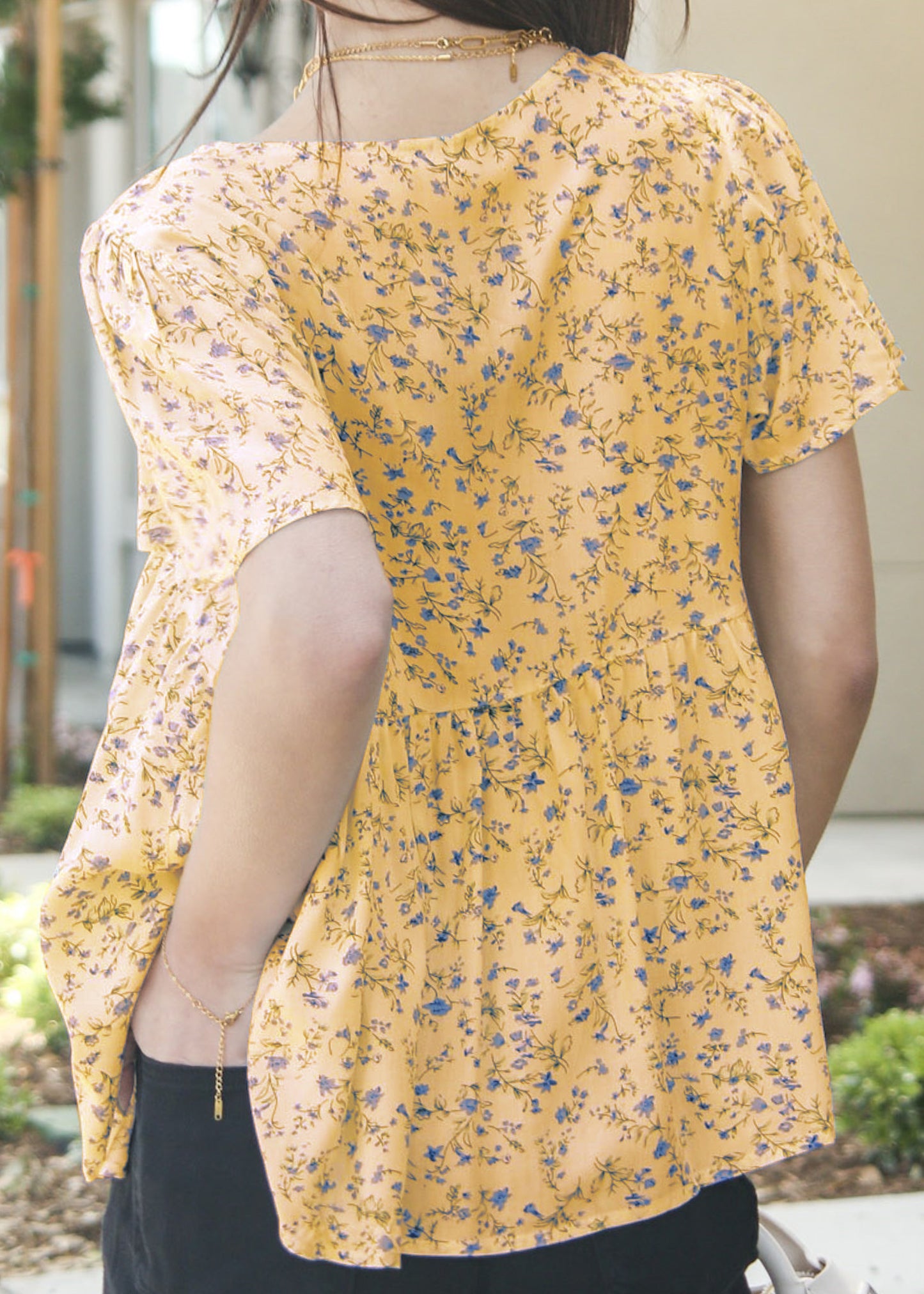 Blusa ligera con estampado floral