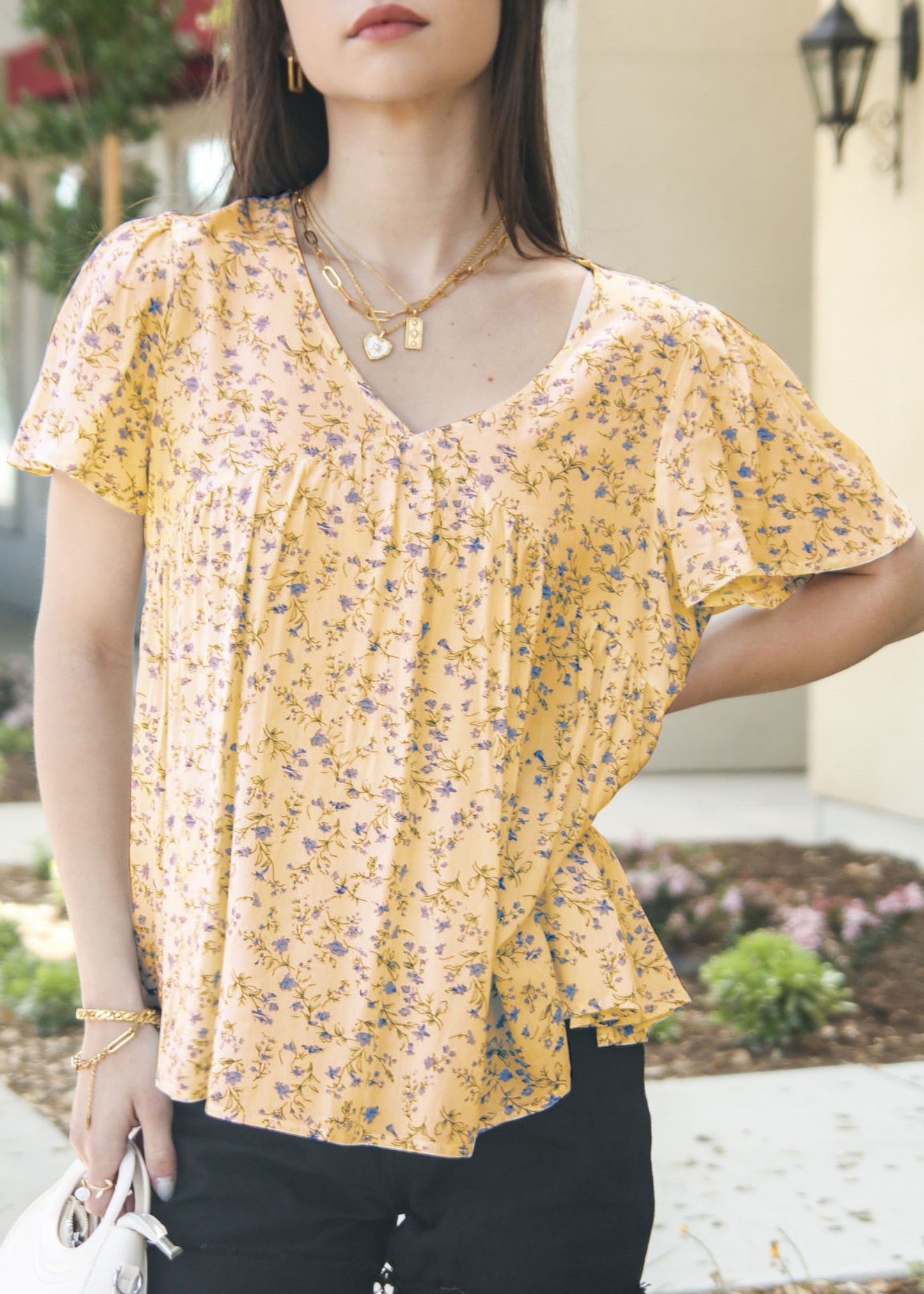Blusa ligera con estampado floral