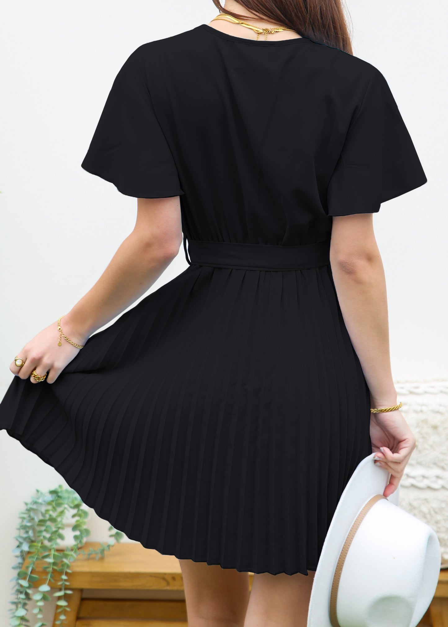 Classic Solid Color Pleated Dress