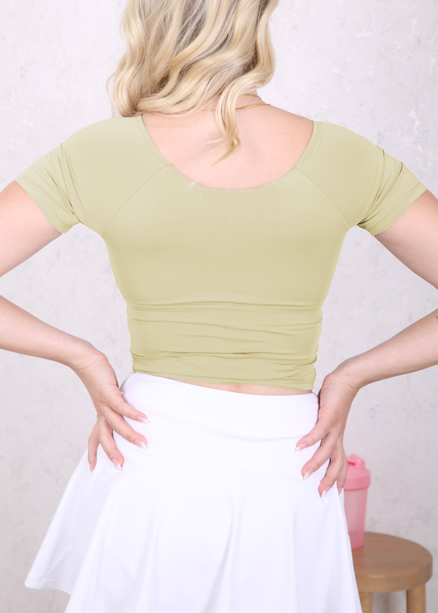 Camiseta con mangas raglán y frente superpuesto