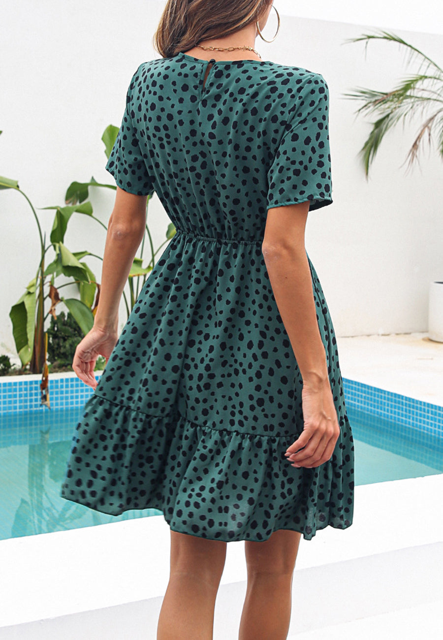 Vestido con dobladillo con volantes y estampado de guepardo