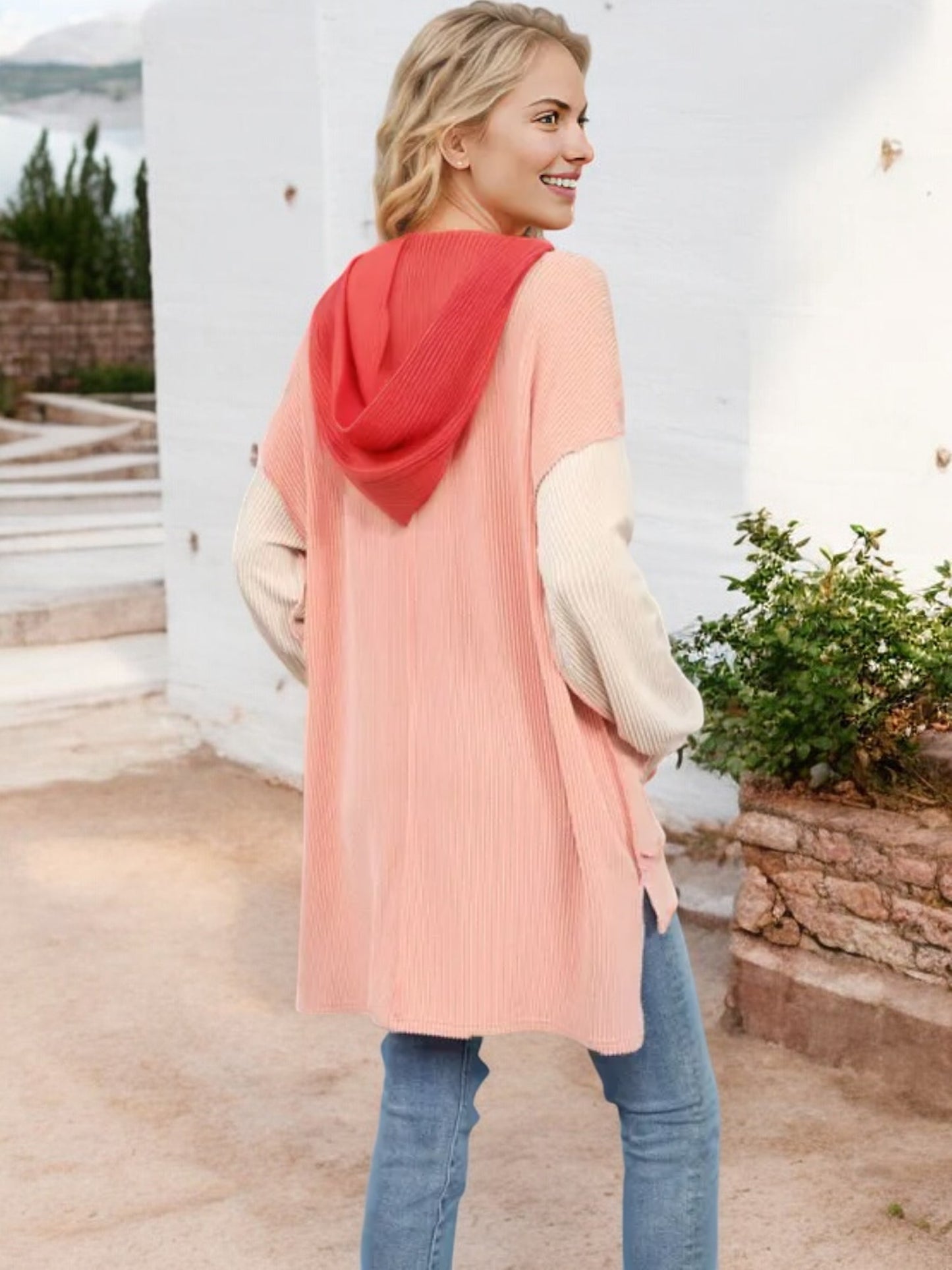 Color Block V-Neck Sweater with Long Sleeves and Front Pocket