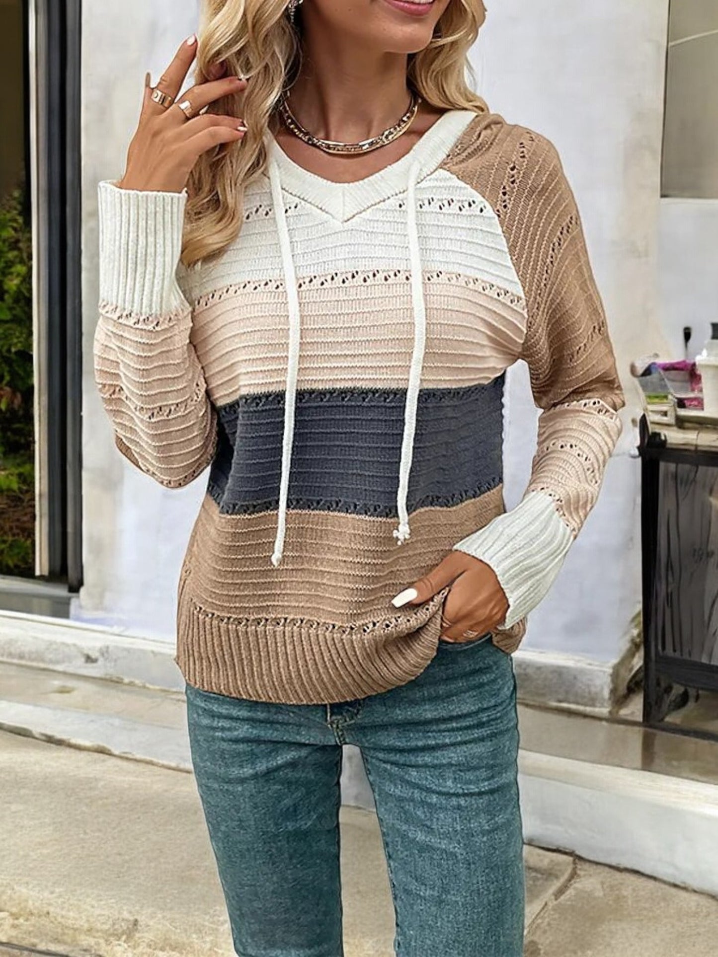 Color Block Knit Hoodie with Lace-Up Drawstring and Long Sleeves
