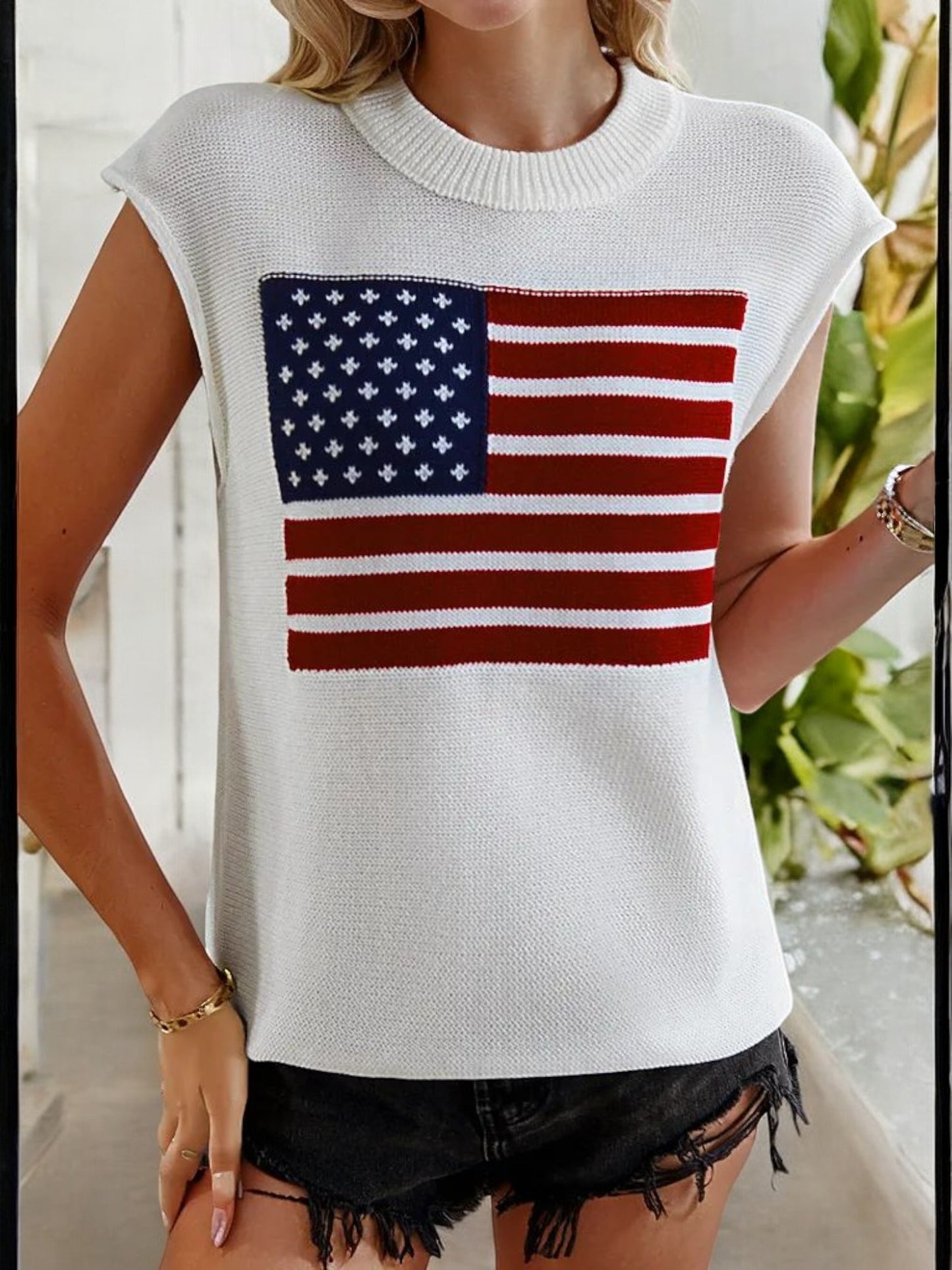 Sleeveless Knit Top with American Flag Graphic and Ribbed Trim