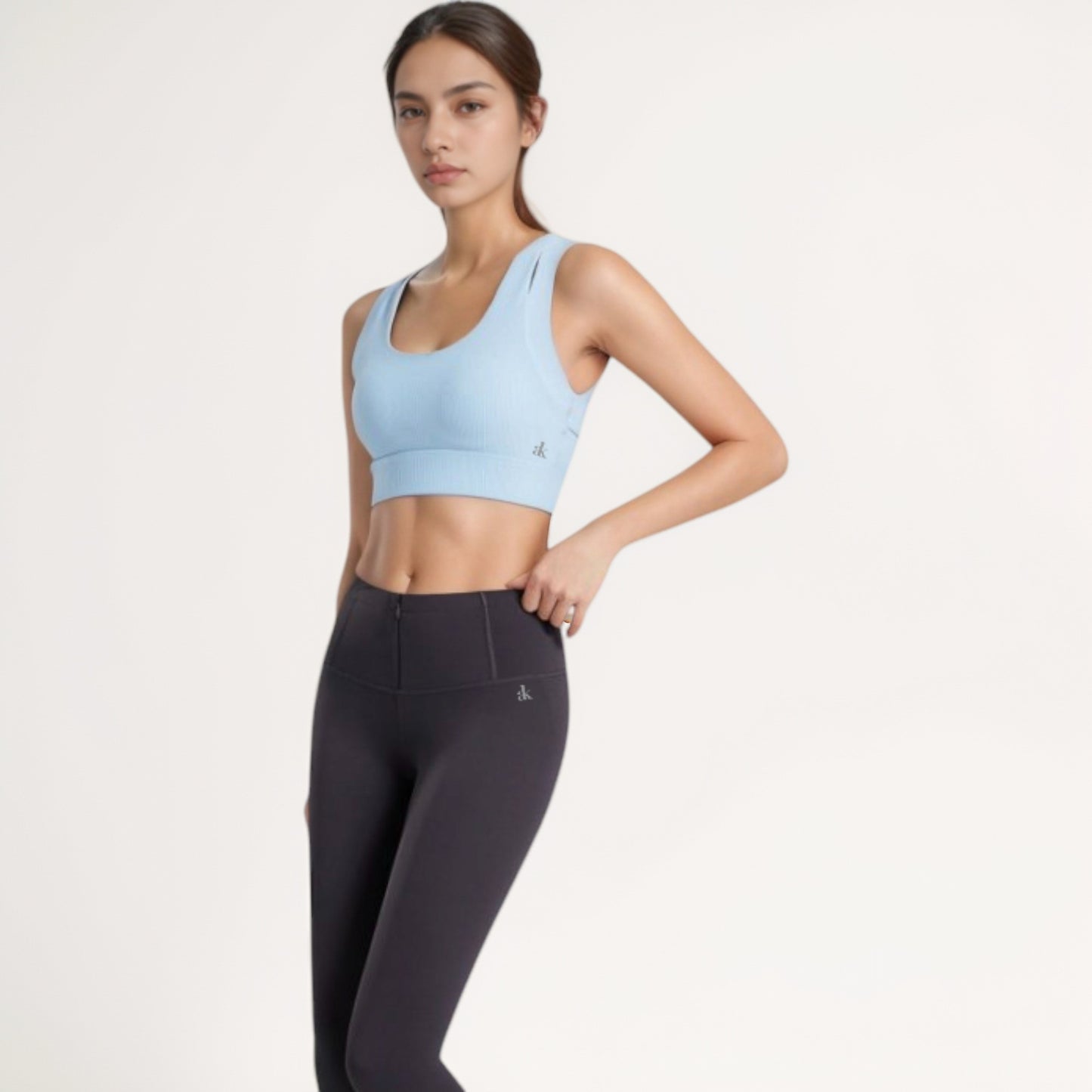 Anna-Kaci Women's Scoop Neck Sports Bra with Wide Shoulder Straps and Seamless Fitted Design