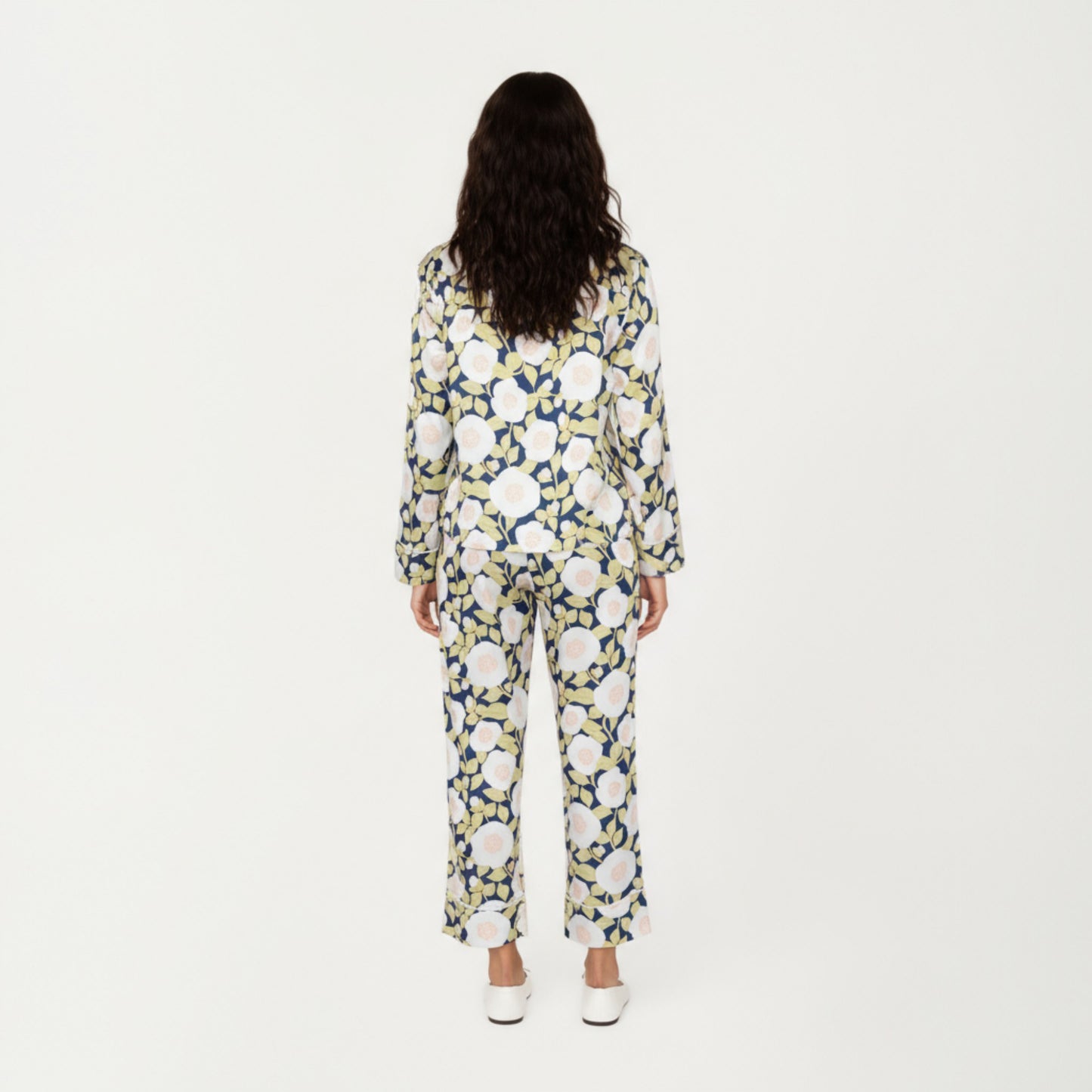 Anna-Kaci Lounge Women's 2-Piece Set Long Sleeve Button Front Pajama Set with Floral Print and Soft Silky Fabric for Relaxed Comfort