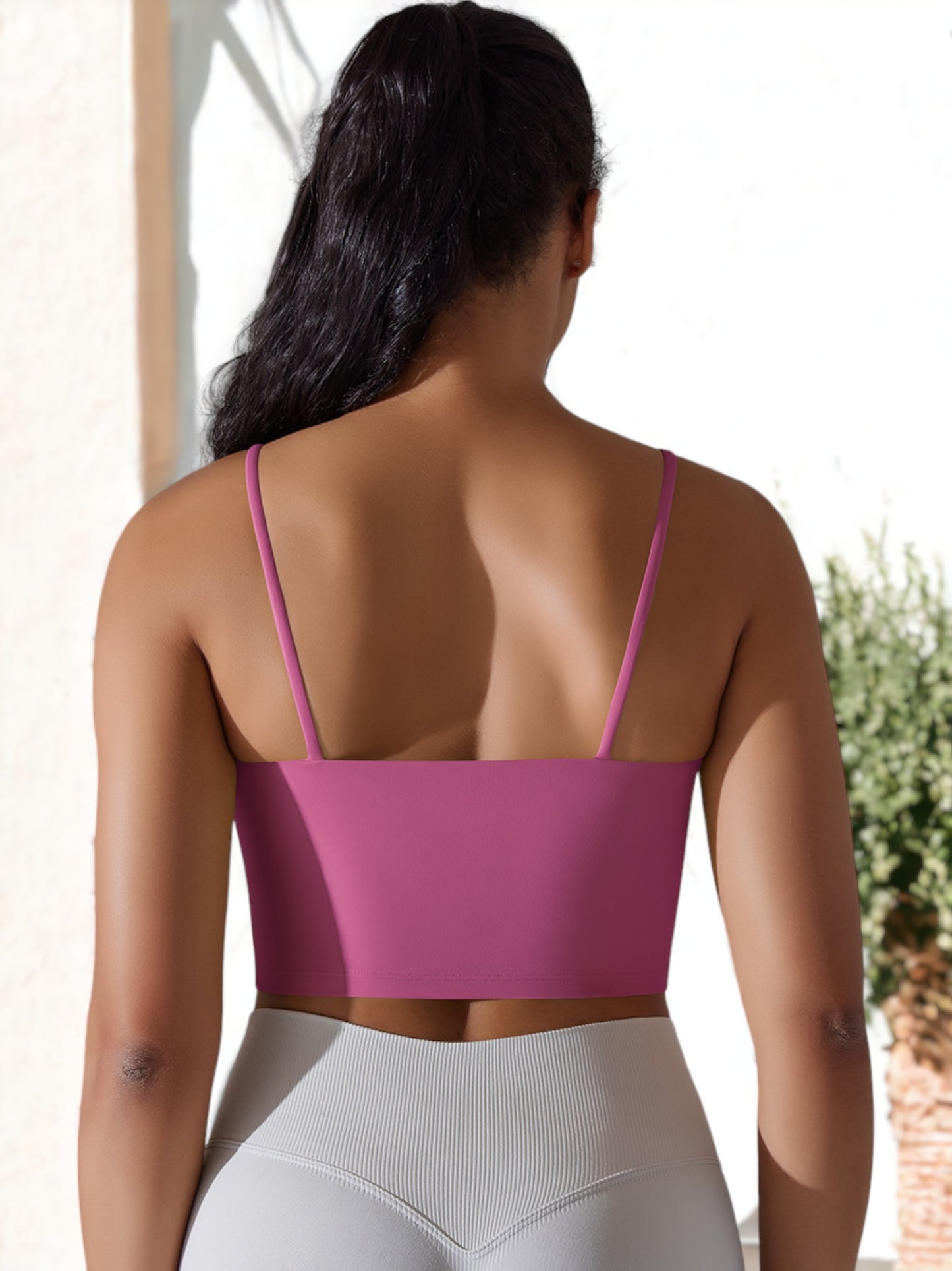 Sujetador de yoga ajustado y ajustado para fitness