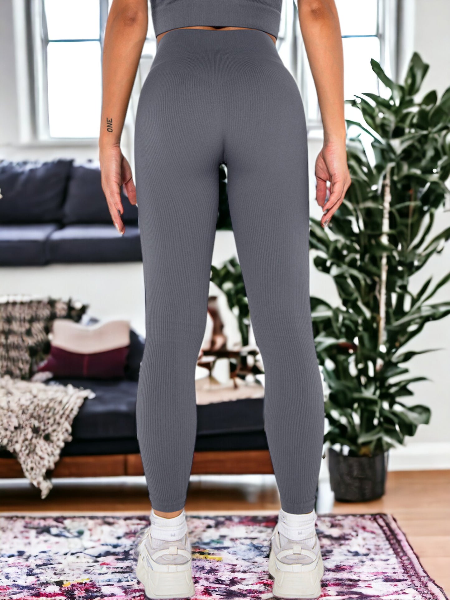 Pantalones de yoga con costuras en la cadera