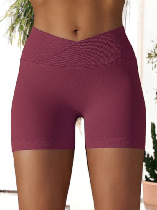 Pantalones cortos deportivos de yoga ajustados con cintura cruzada y sin costuras