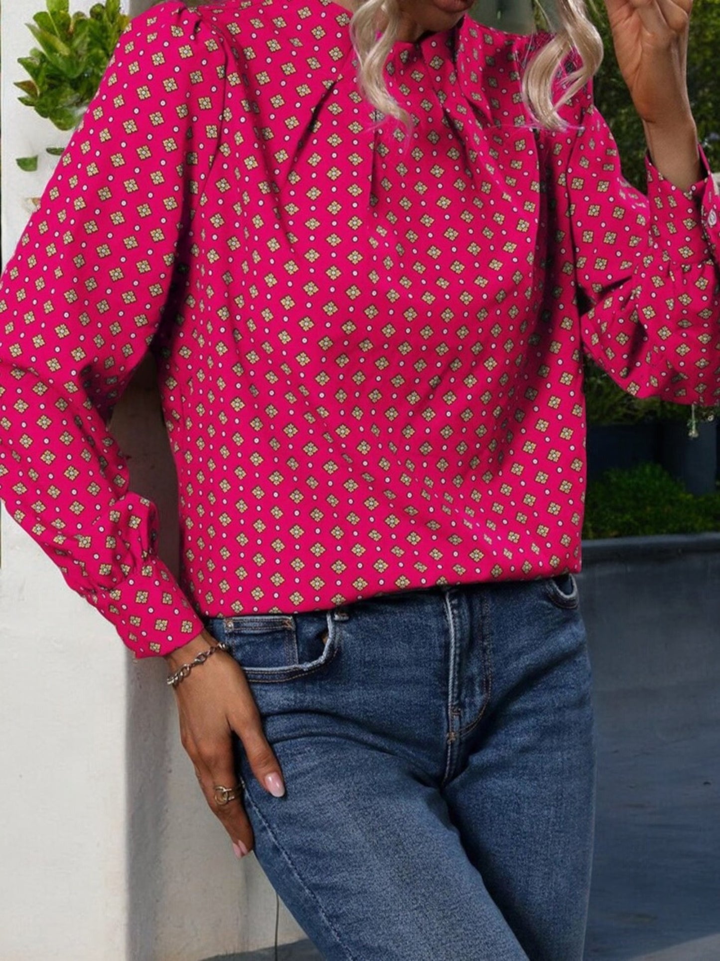 Blusa de cuello alto y manga larga para mujer de Anna-Kaci con estampado geométrico