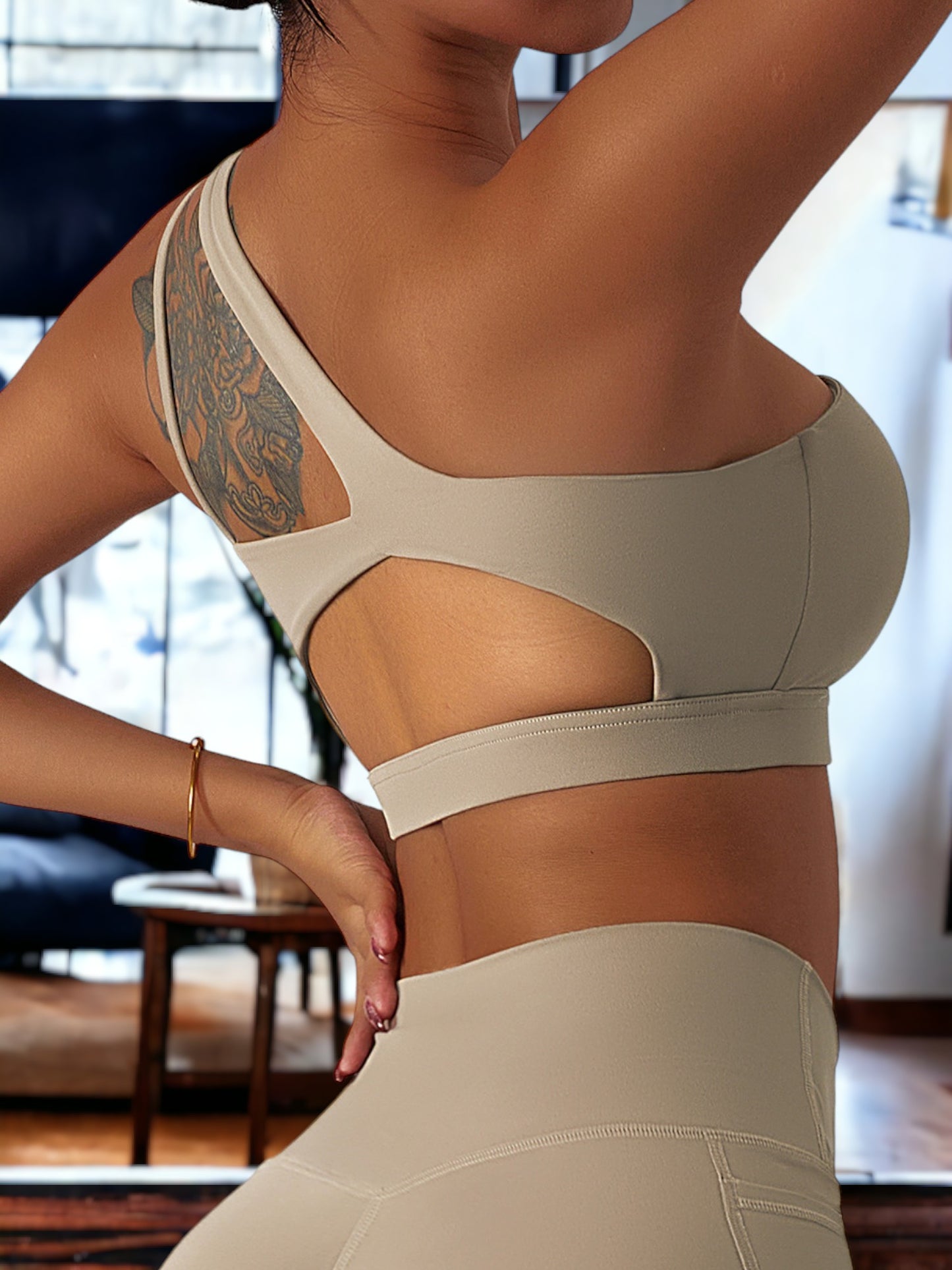 Oblique One-Shoulder Compression Yoga Bra