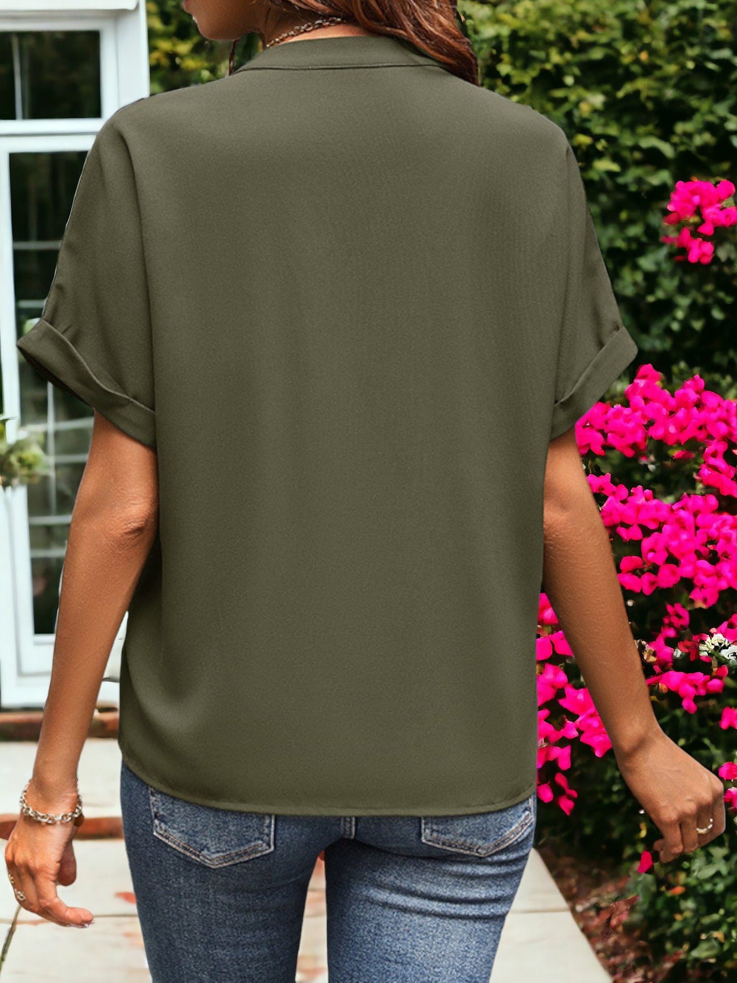 Pocketed Short Sleeved Breathable Blouse