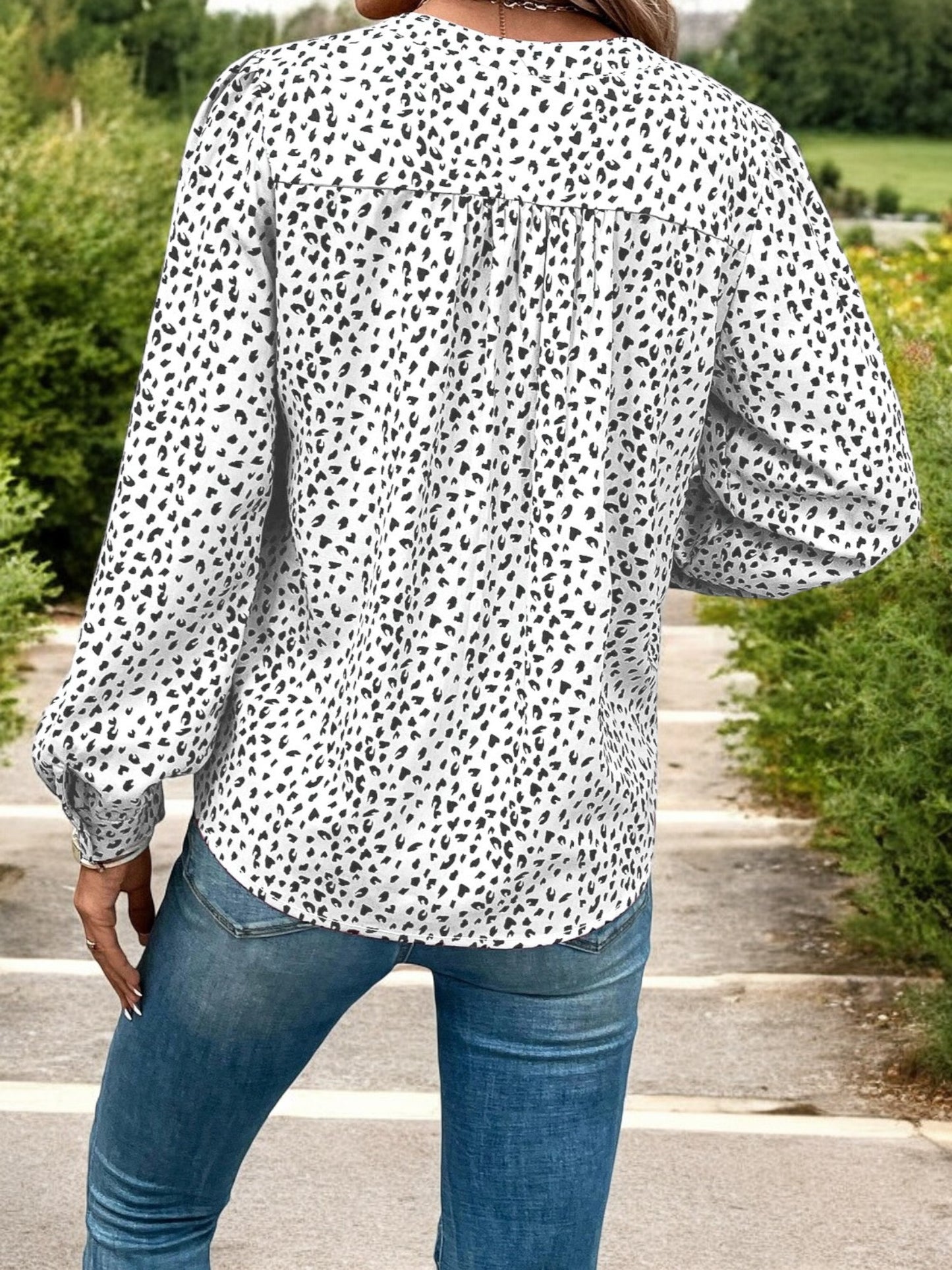 Blusa de cuello alto y manga larga para mujer de Anna-Kaci con estampado geométrico