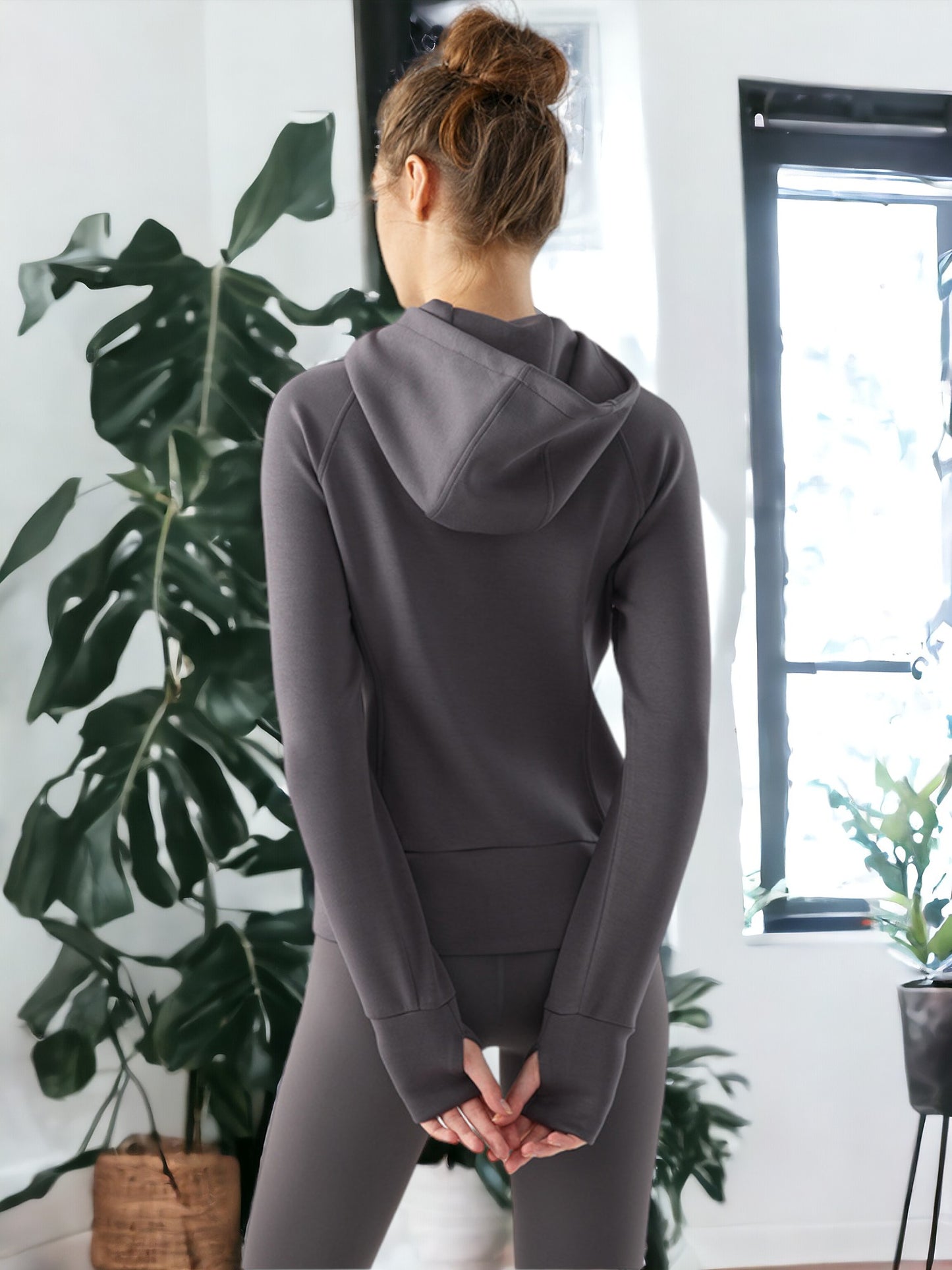 Zippered Front Long Sleeve Hooded Fitness Jacket