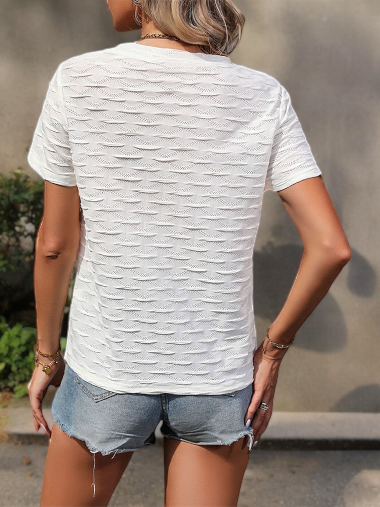 Anna-Kaci Women's Short Sleeve Crew Neck Textured Wave Pattern Casual Tee