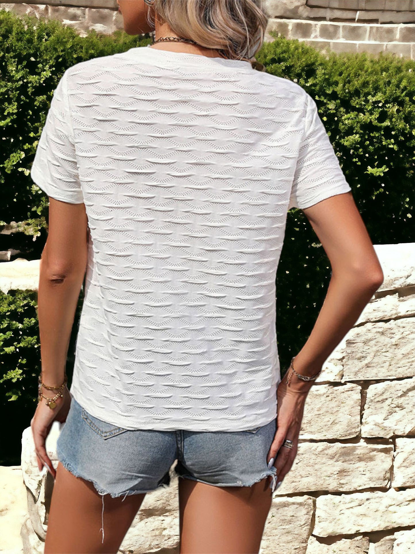 Camiseta de cuello redondo y manga corta con textura para mujer