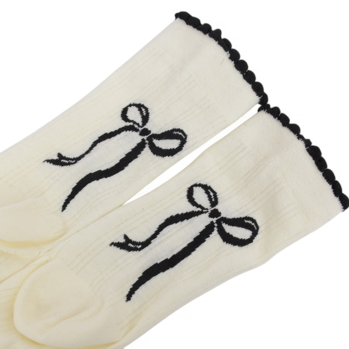 Women's 2-Pack Bow Pattern Crew Socks with Scalloped Trim and Contrast Details