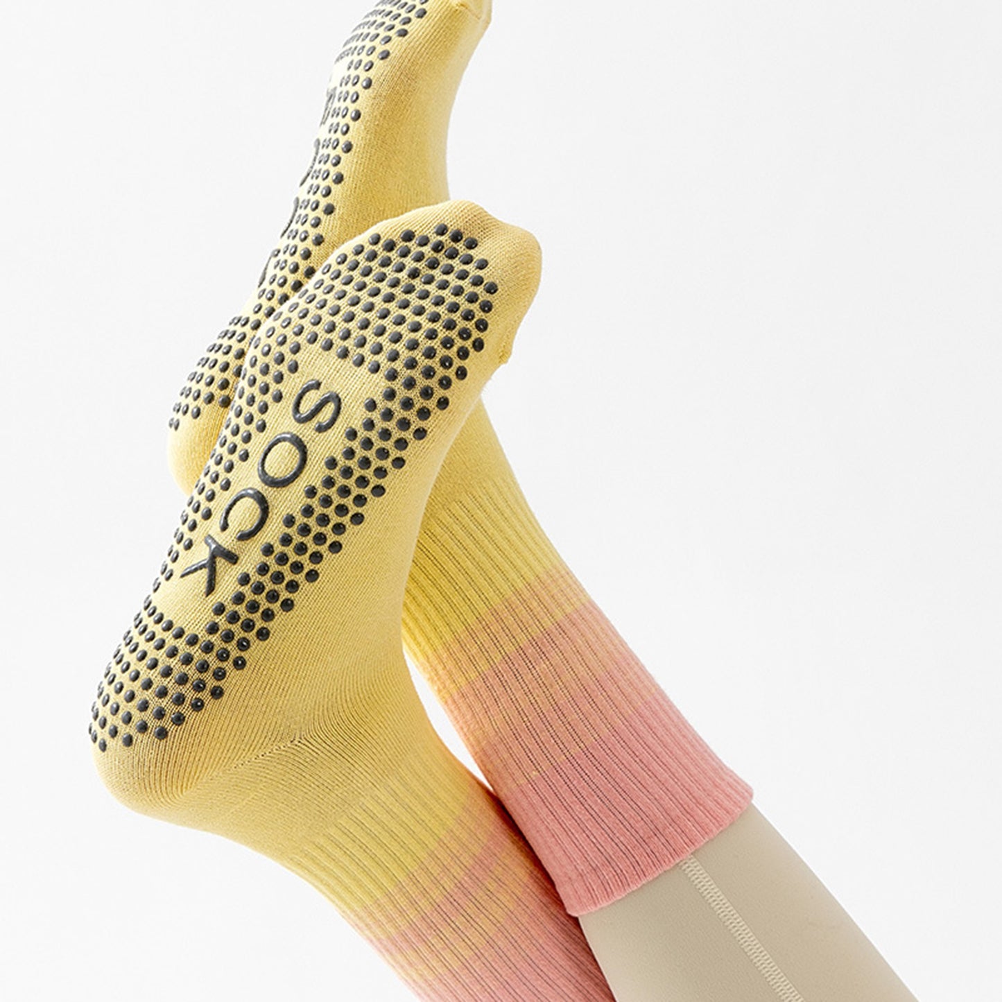 Anna-Kaci 2 Pairs Gradient Ribbed Crew Socks with Non-Slip Grip Bottom for Indoor or Studio Use