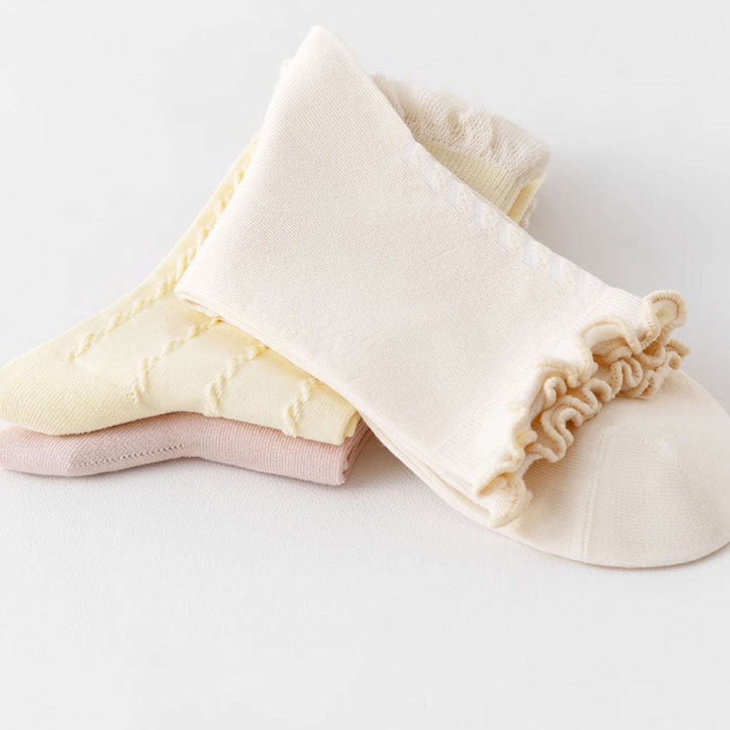 Anna-Kaci Women's 3 Pairs Ruffled Ankle Socks with Scalloped Trim and Soft Knit Fabric