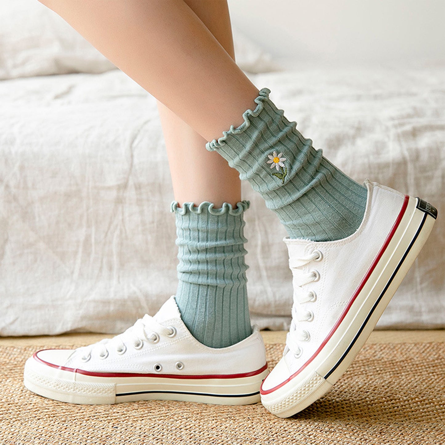 Anna-Kaci Women's 4 Pairs Ribbed Knit Socks with Daisy Embroidery Lettuce Edge Cuffs Soft Stretch Fabric