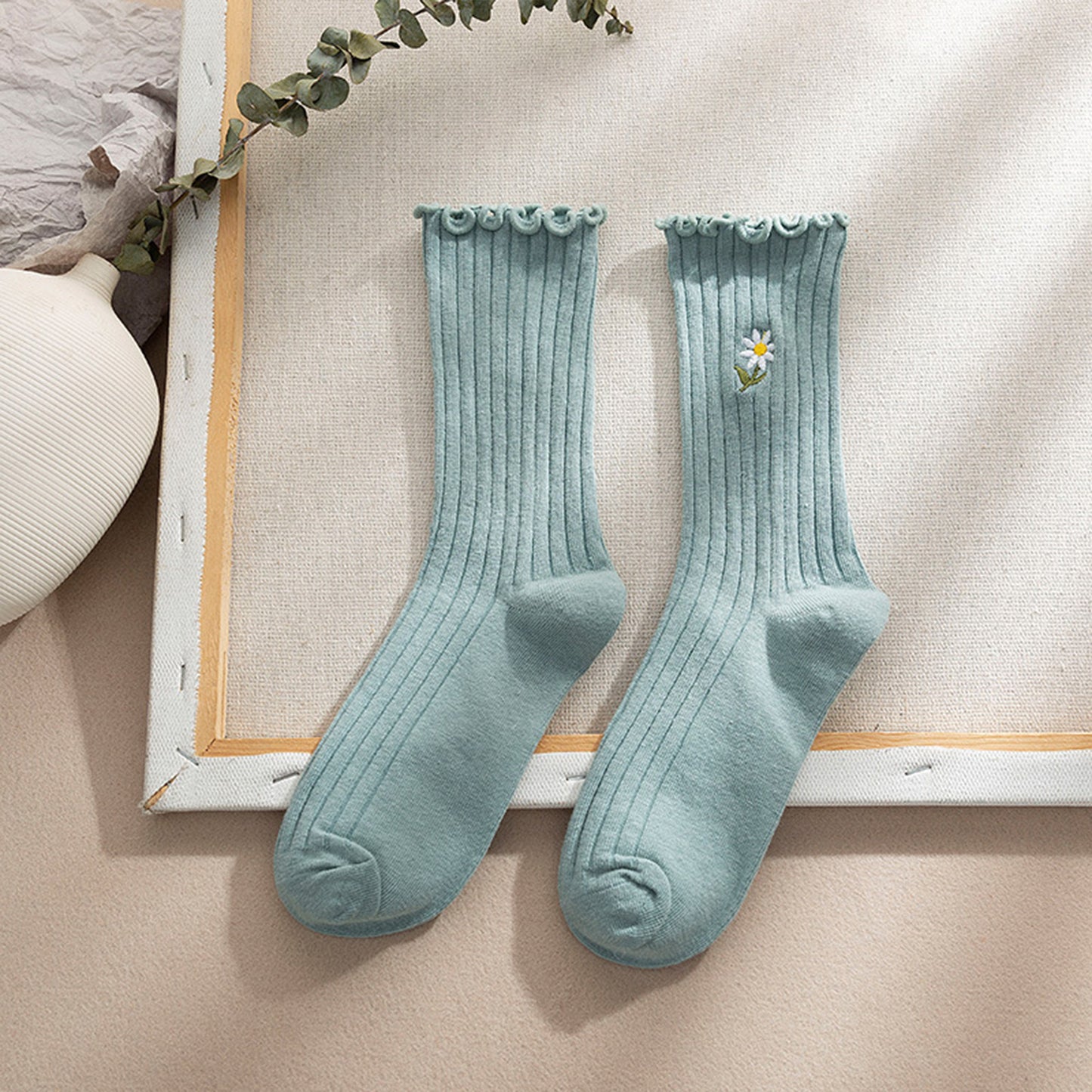 Anna-Kaci Women's 4 Pairs Ribbed Knit Socks with Daisy Embroidery Lettuce Edge Cuffs Soft Stretch Fabric