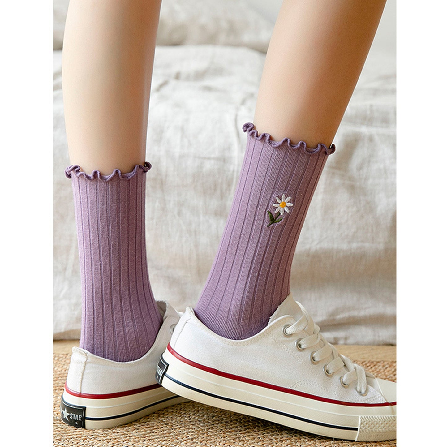 Anna-Kaci Women's 4 Pairs Ribbed Knit Socks with Daisy Embroidery Lettuce Edge Cuffs Soft Stretch Fabric