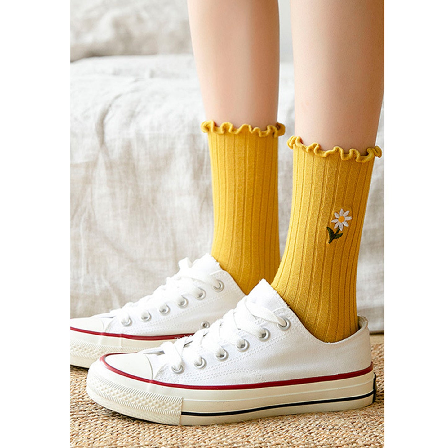 Anna-Kaci Women's 4 Pairs Ribbed Knit Socks with Daisy Embroidery Lettuce Edge Cuffs Soft Stretch Fabric