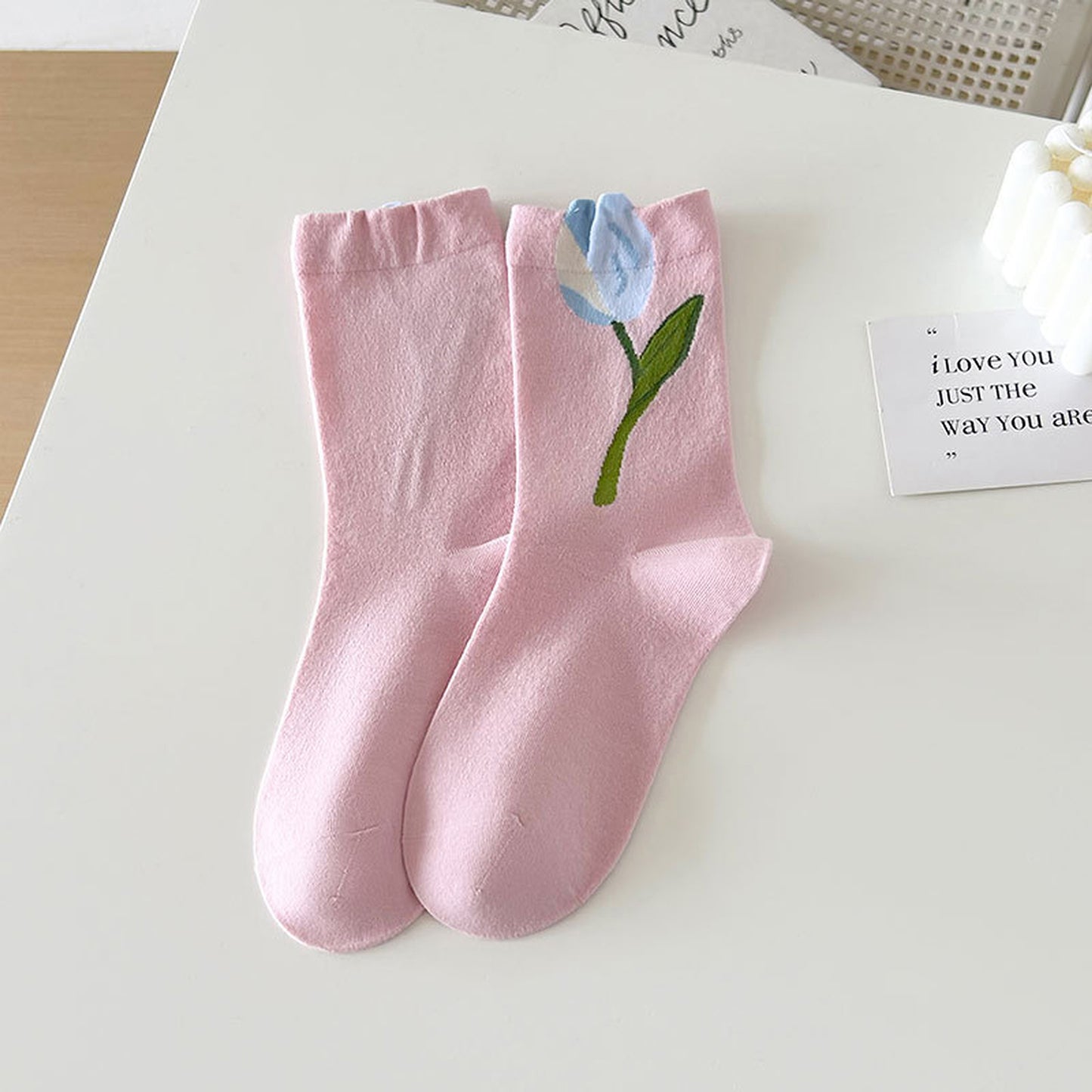 Anna-Kaci 6pk Women's Ankle Socks with Tulip Embroidery