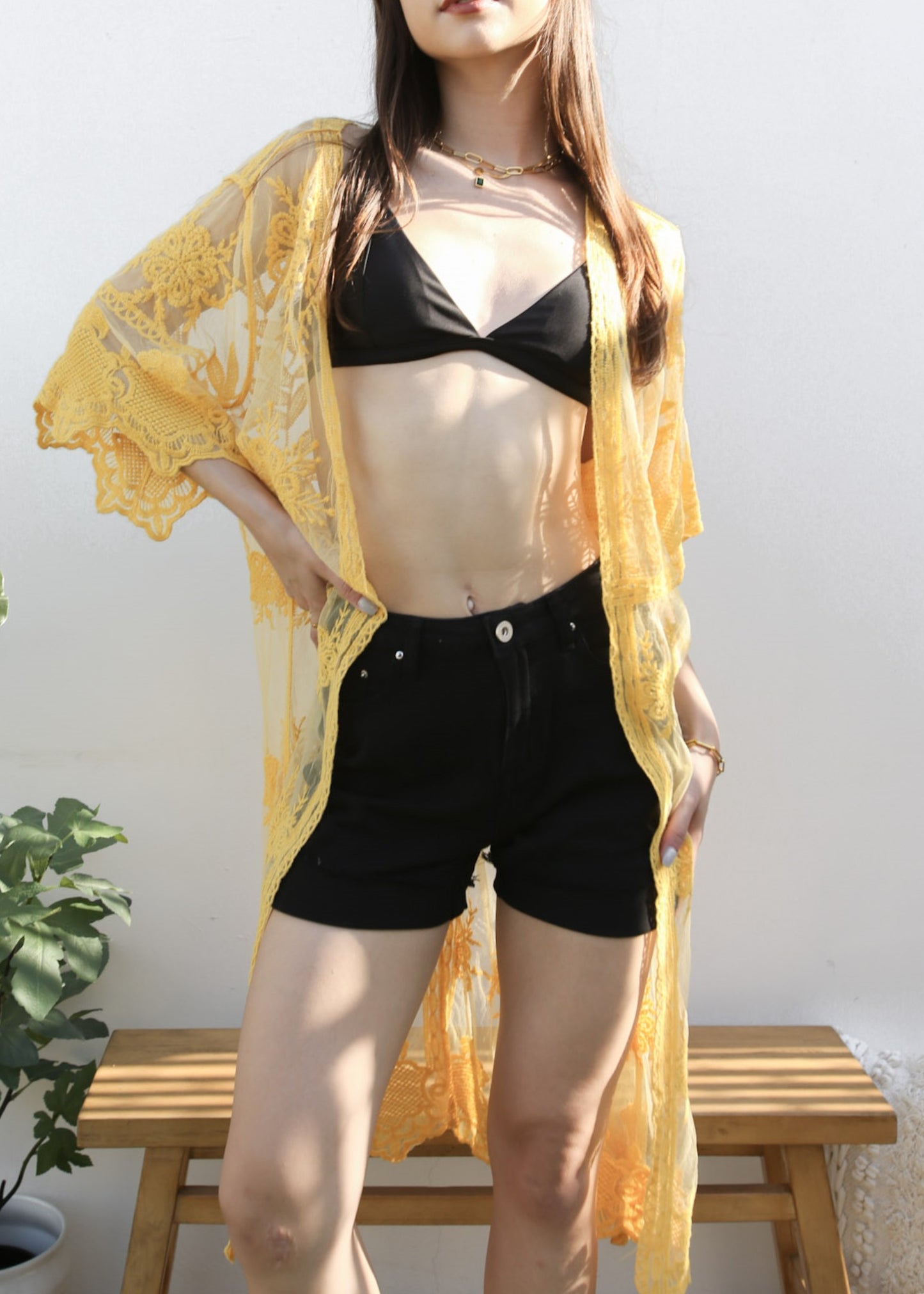 Kimono largo con bordado de encaje floral