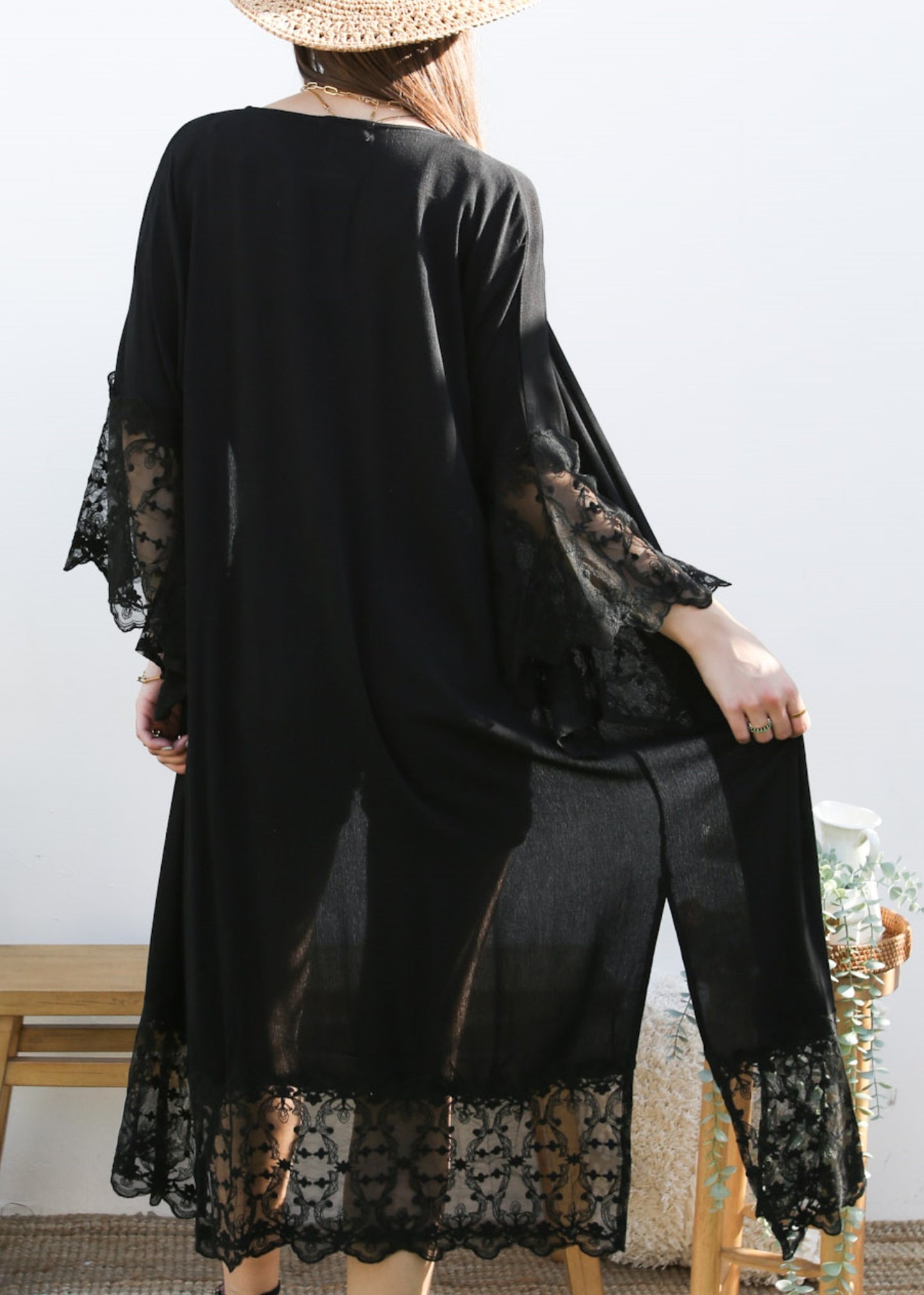 Cárdigan tipo kimono largo con encaje