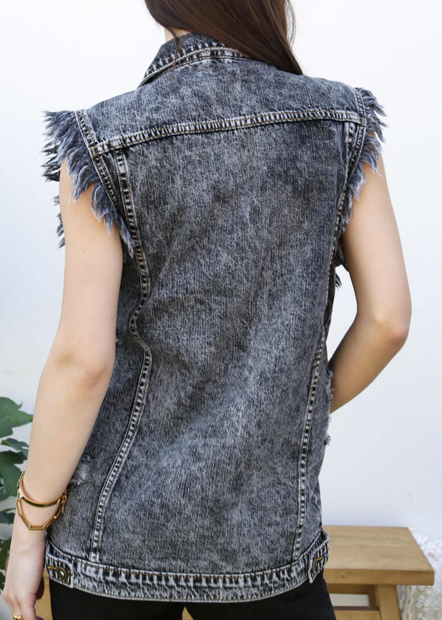 Oversize Distressed Sleeveless Denim Vest