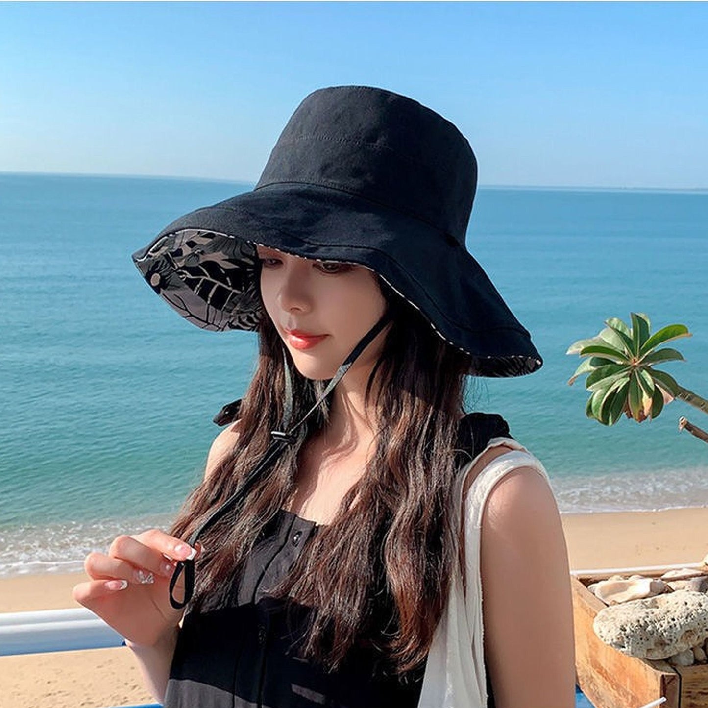 Anna-Kaci Women's 2-in-1 Double-Sided Bucket Hat with Floral & Solid Design