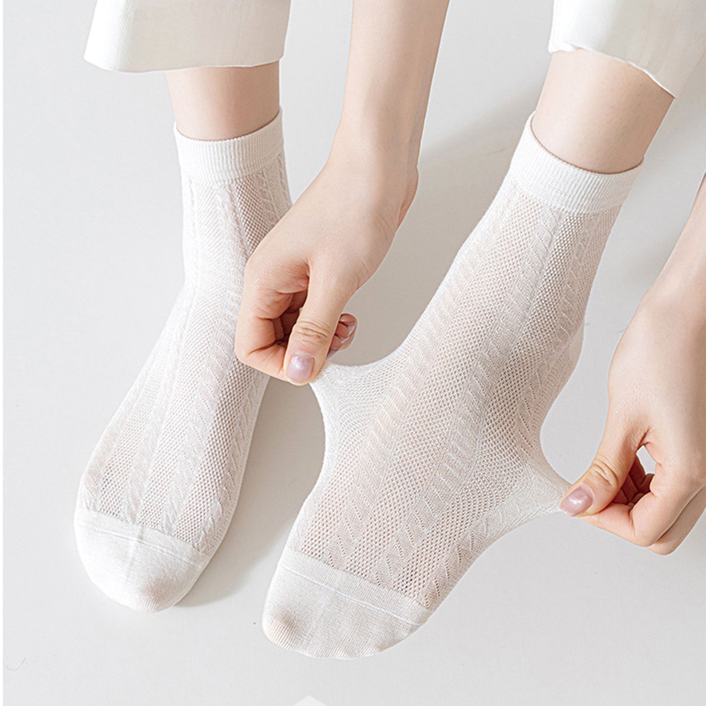 Anna-Kaci Womens Lightweight Breathable Crew Socks 4-Pack Delicate Knit Pattern Soft Stretch Comfort Fit