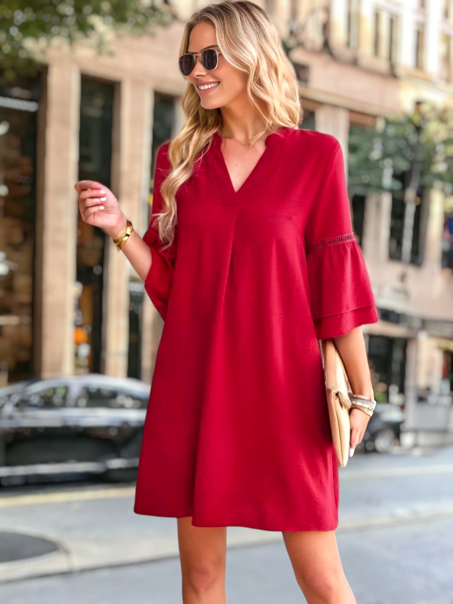 Vestido recto con escote en V plisado