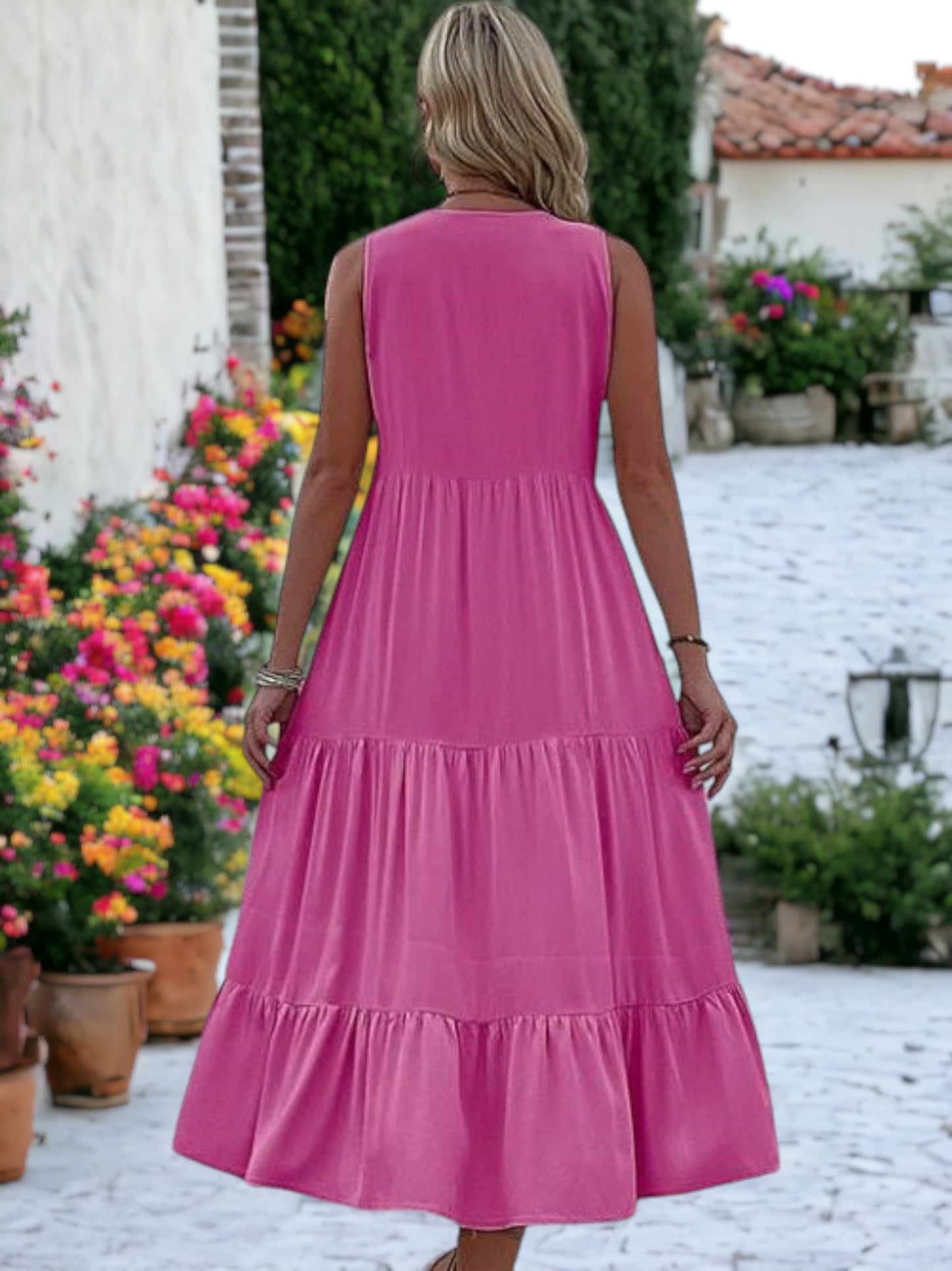 Vestido midi bohemio con volantes, cuello en V y botones detallados para mujer