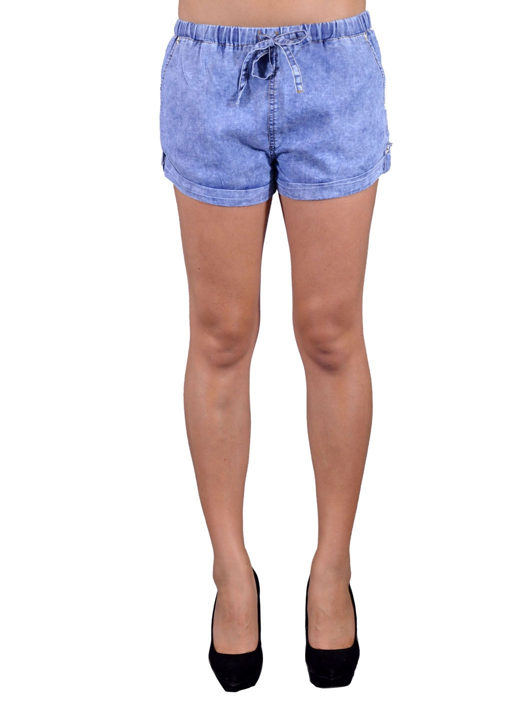 Pantalones cortos de mezclilla con lavado a la piedra, bolsillos con tachuelas y cintura elástica En Creme Fun Hip