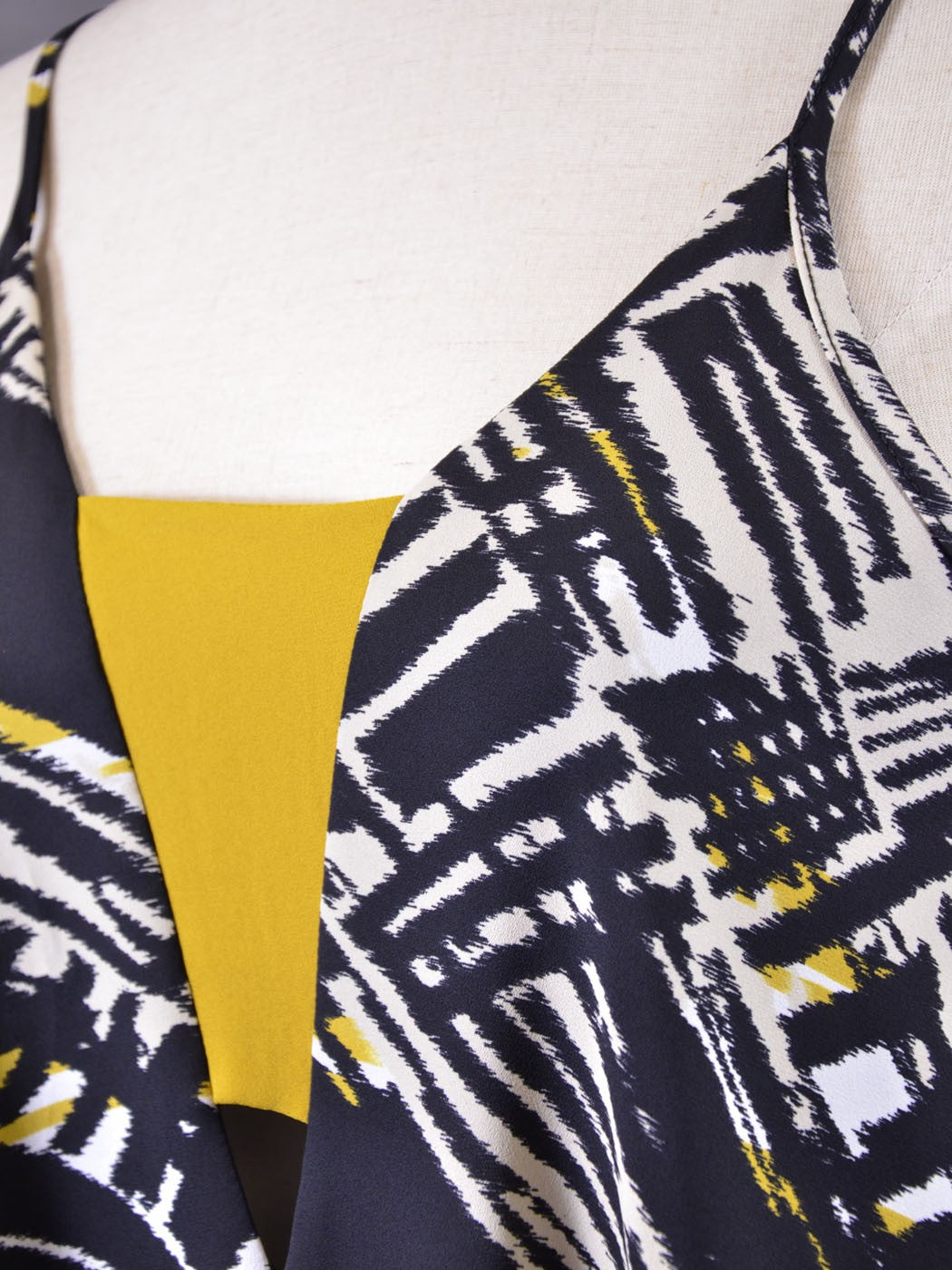 Lush Eccentric Abstract Artistic Front Yellow Band Loose Fit Woven Shift Dress