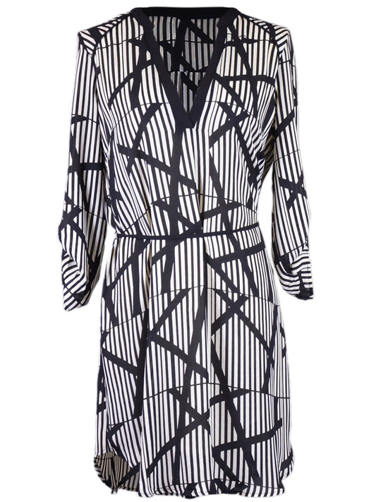 Lush Spirited Professional Abstract Black & White Contrast Sleeves Shirt Dress