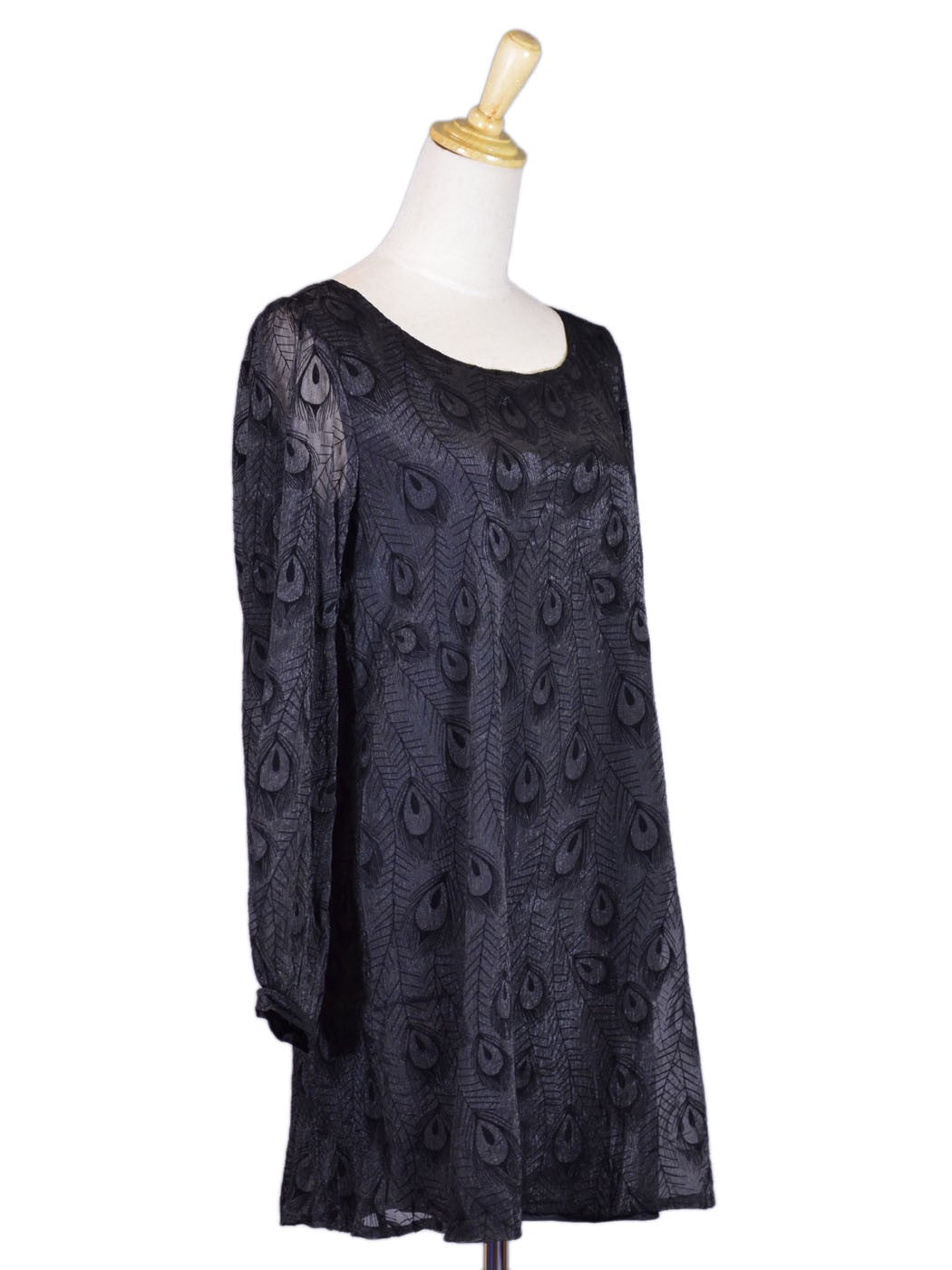 Vestido de cóctel de noche con mangas largas y plumas de pavo real encantador en crema